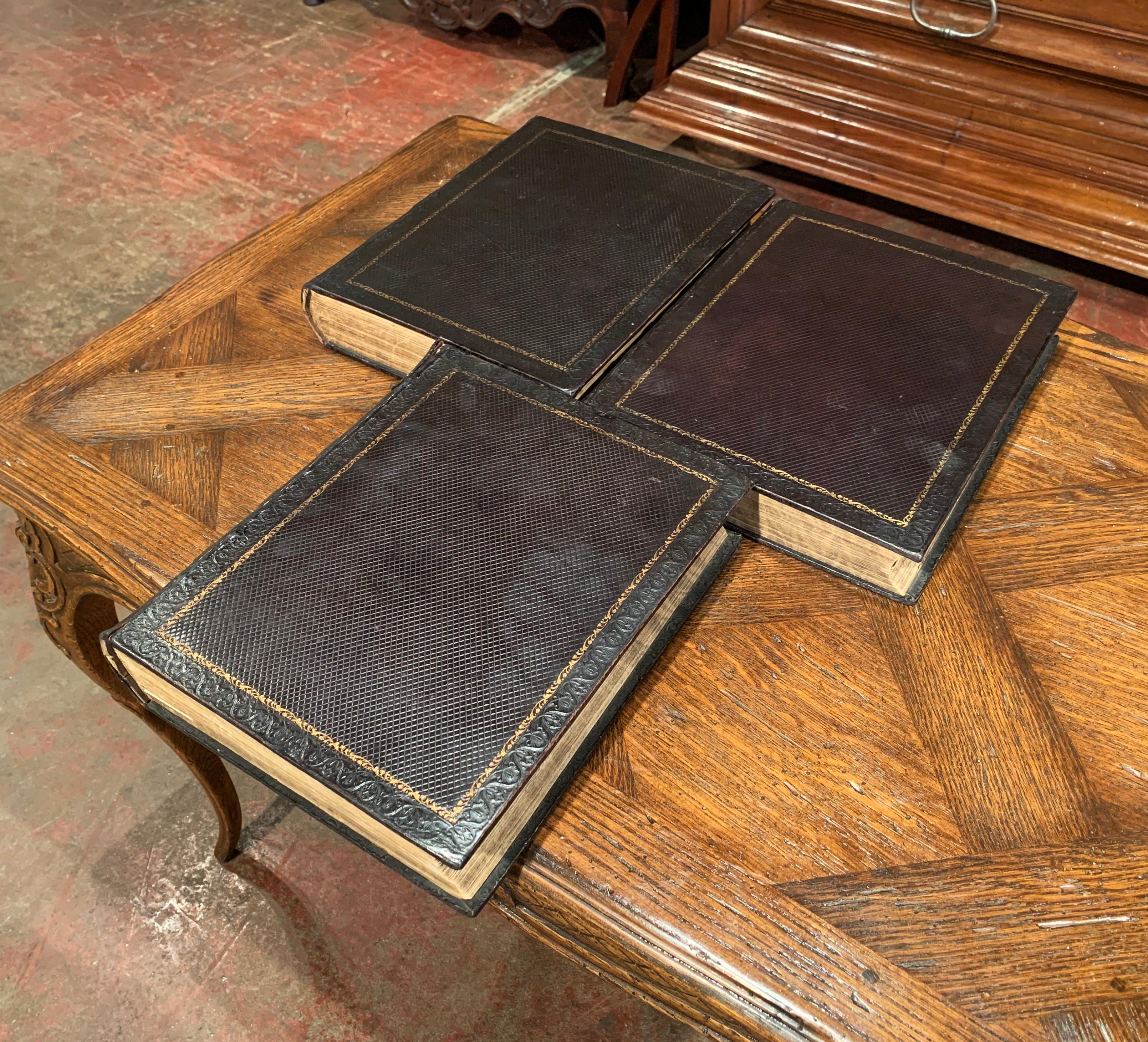 family bible stand