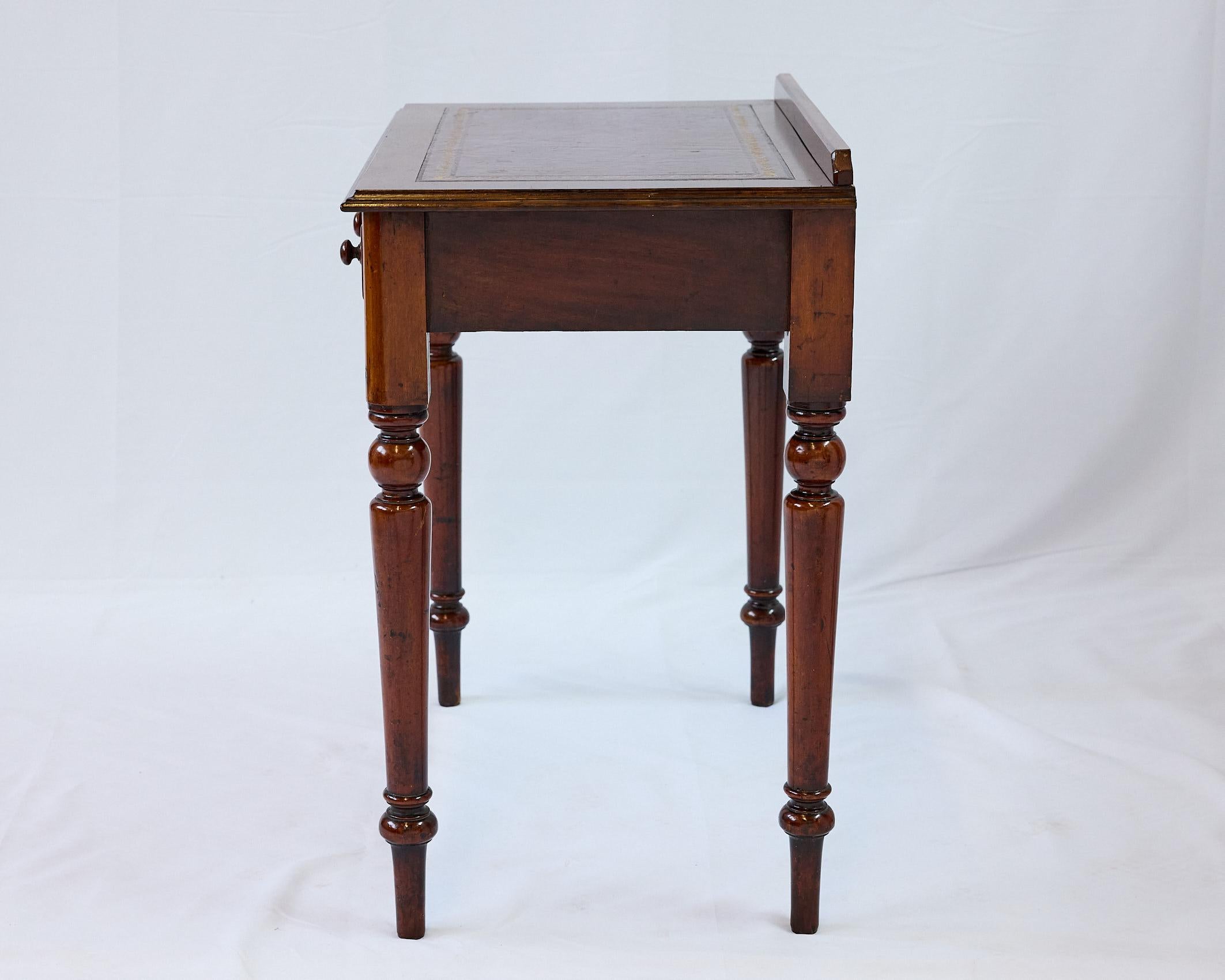 Regency 19th Century English Leather Top Writing Table