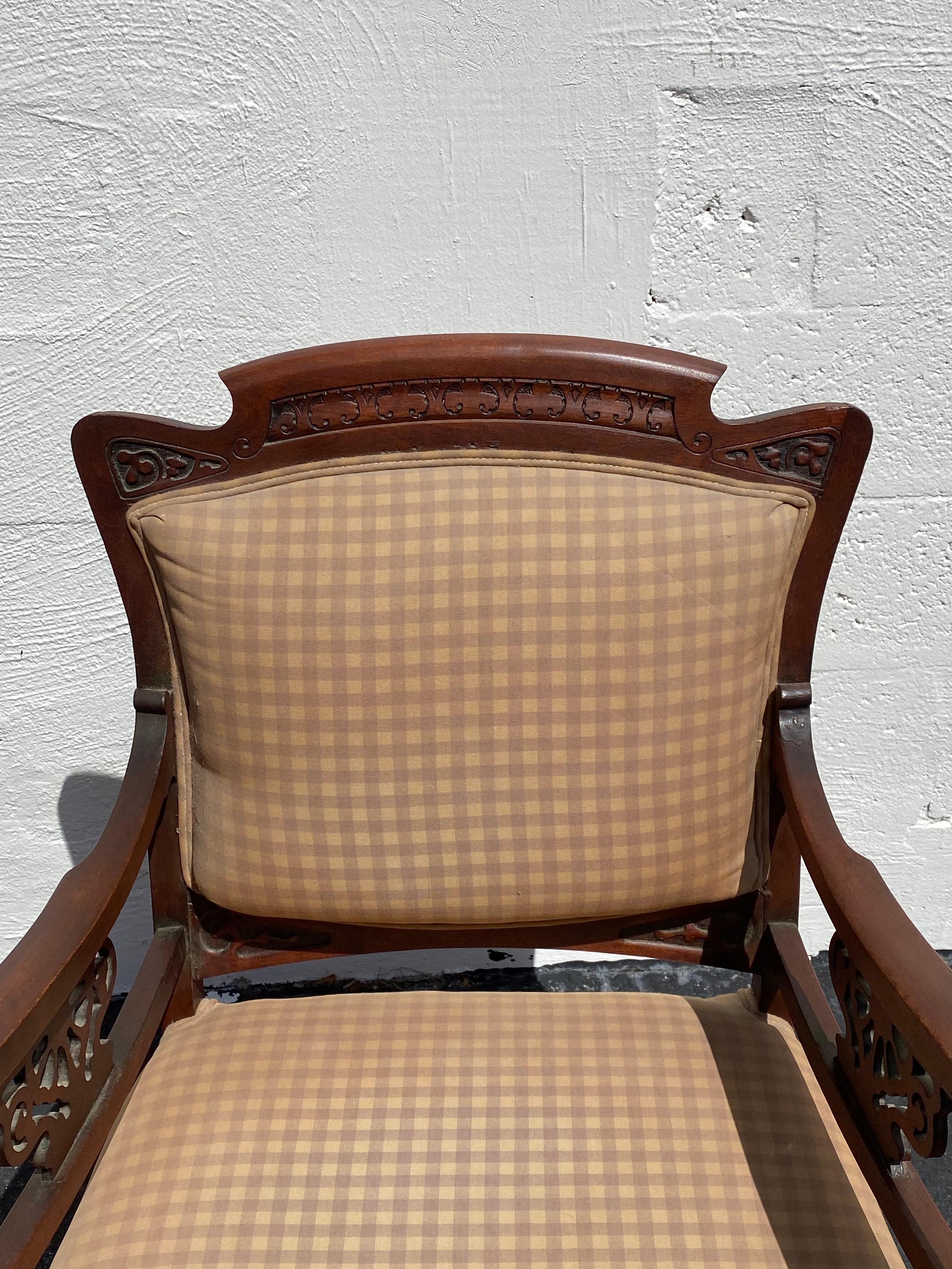 Chaise de bibliothèque anglaise du 19ème siècle sur roulettes en vente 7
