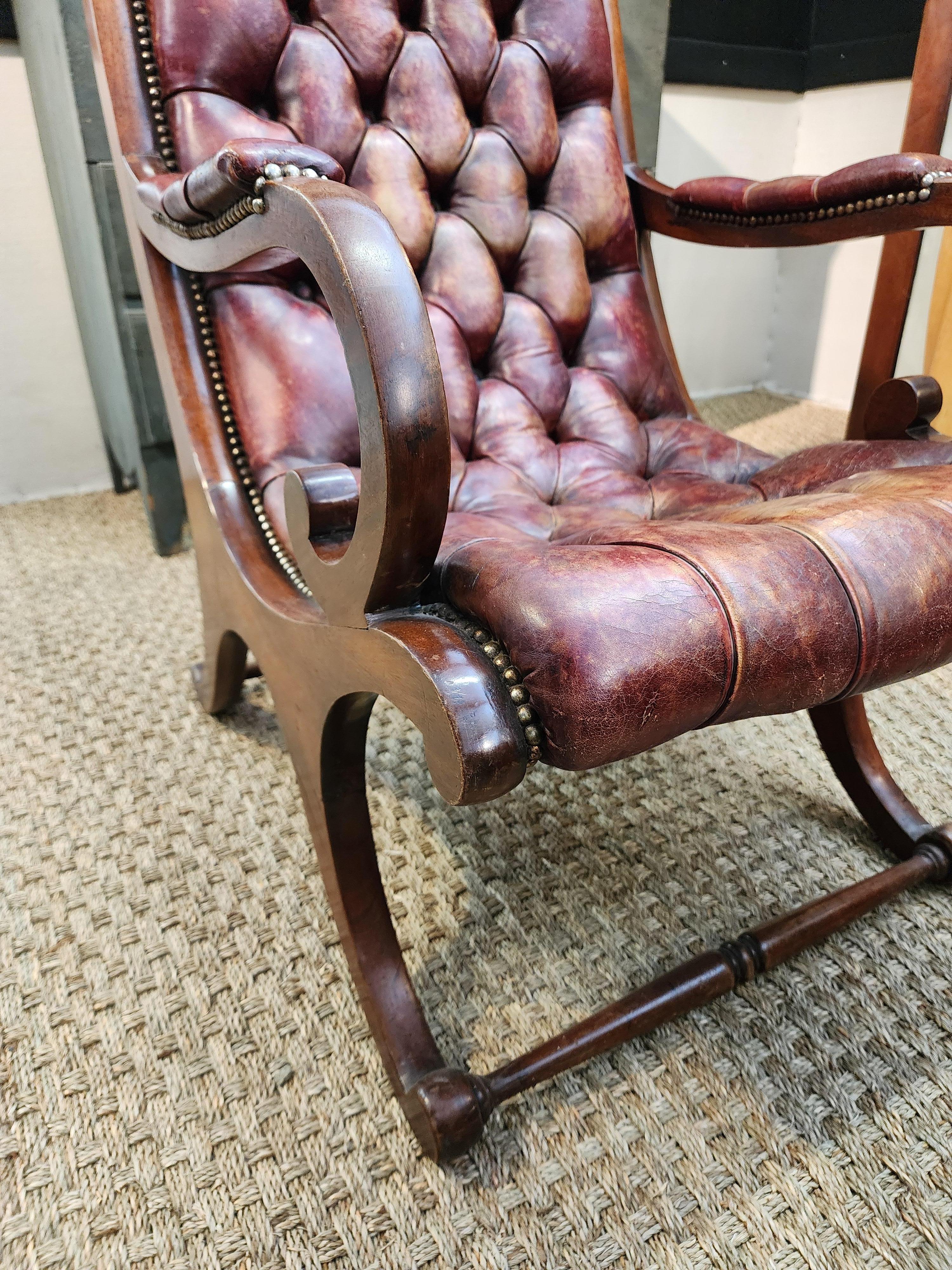 19th Century English Lolling Chair In Leather and Mahogany  10