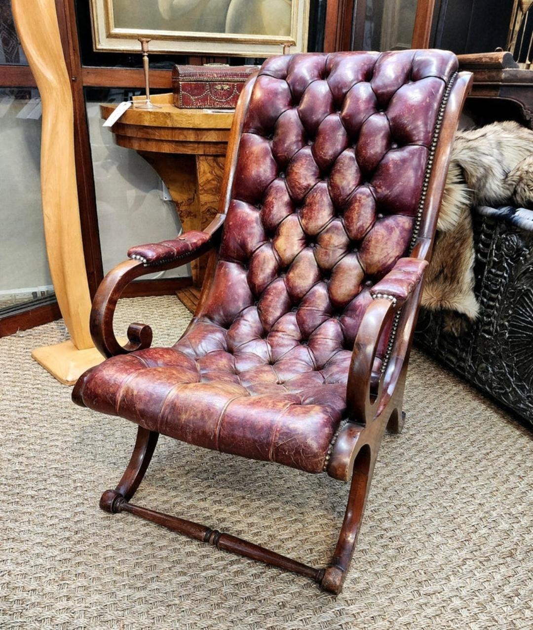 Edwardian 19th Century English Lolling Chair In Leather and Mahogany  For Sale