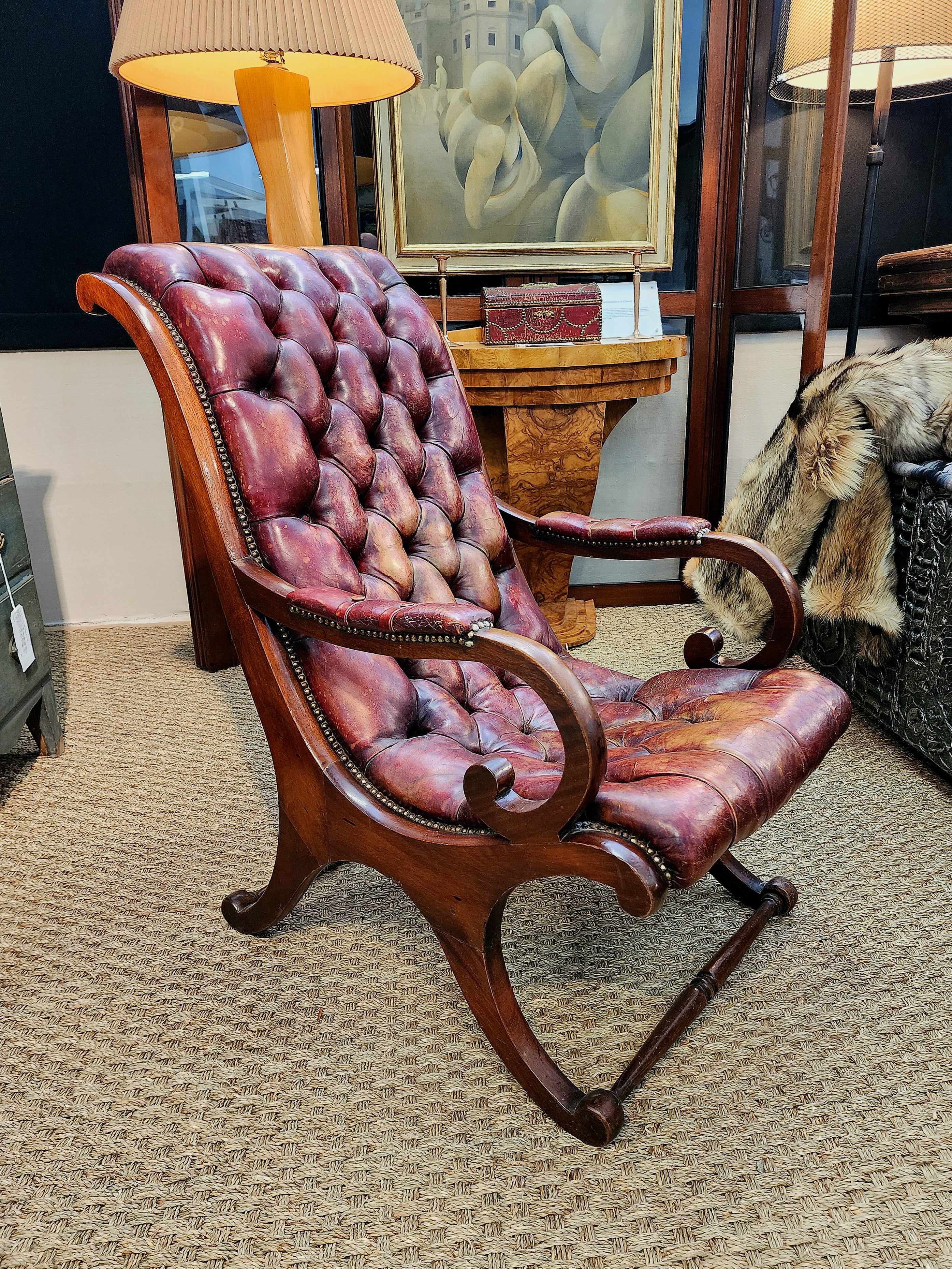 19th Century English Lolling Chair In Leather and Mahogany  In Fair Condition In Hudson, NY