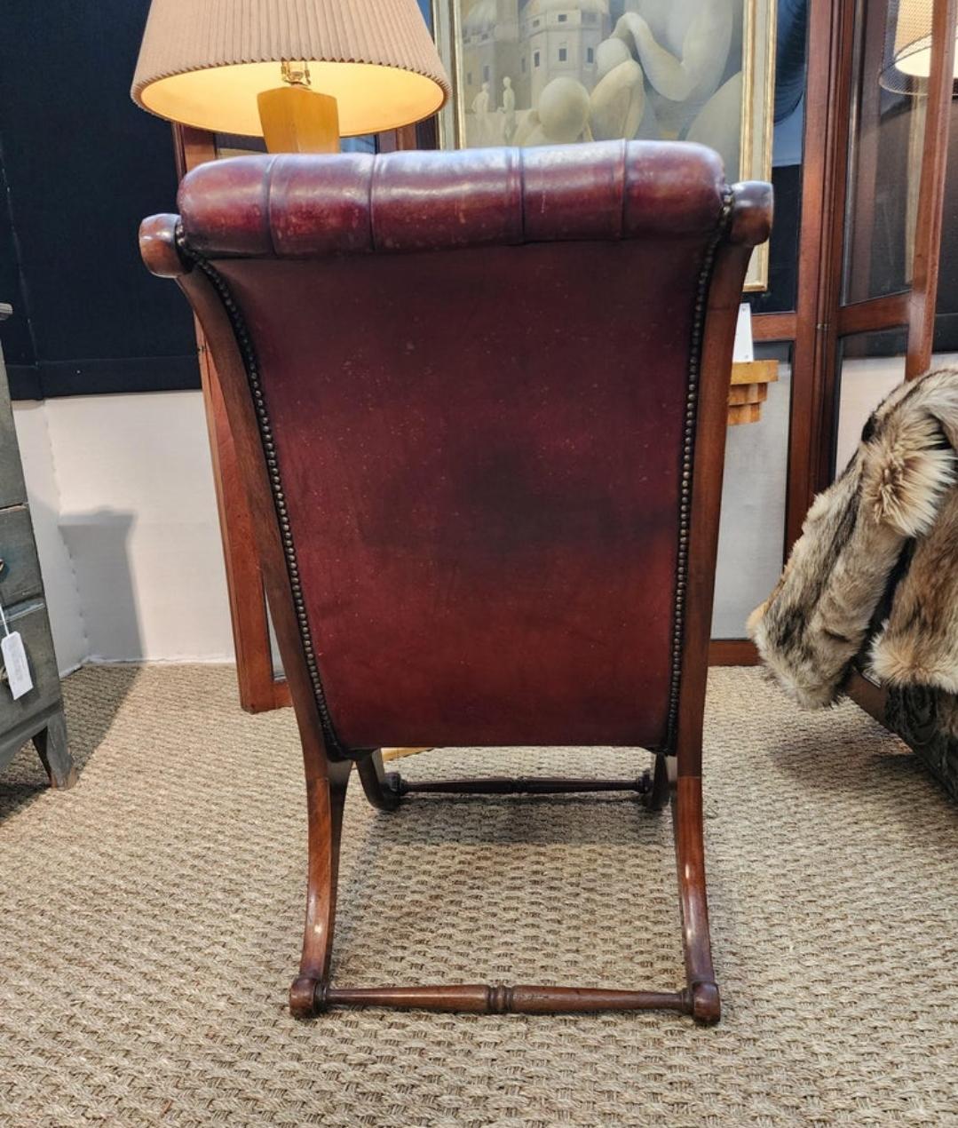 19th Century English Lolling Chair In Leather and Mahogany  For Sale 3