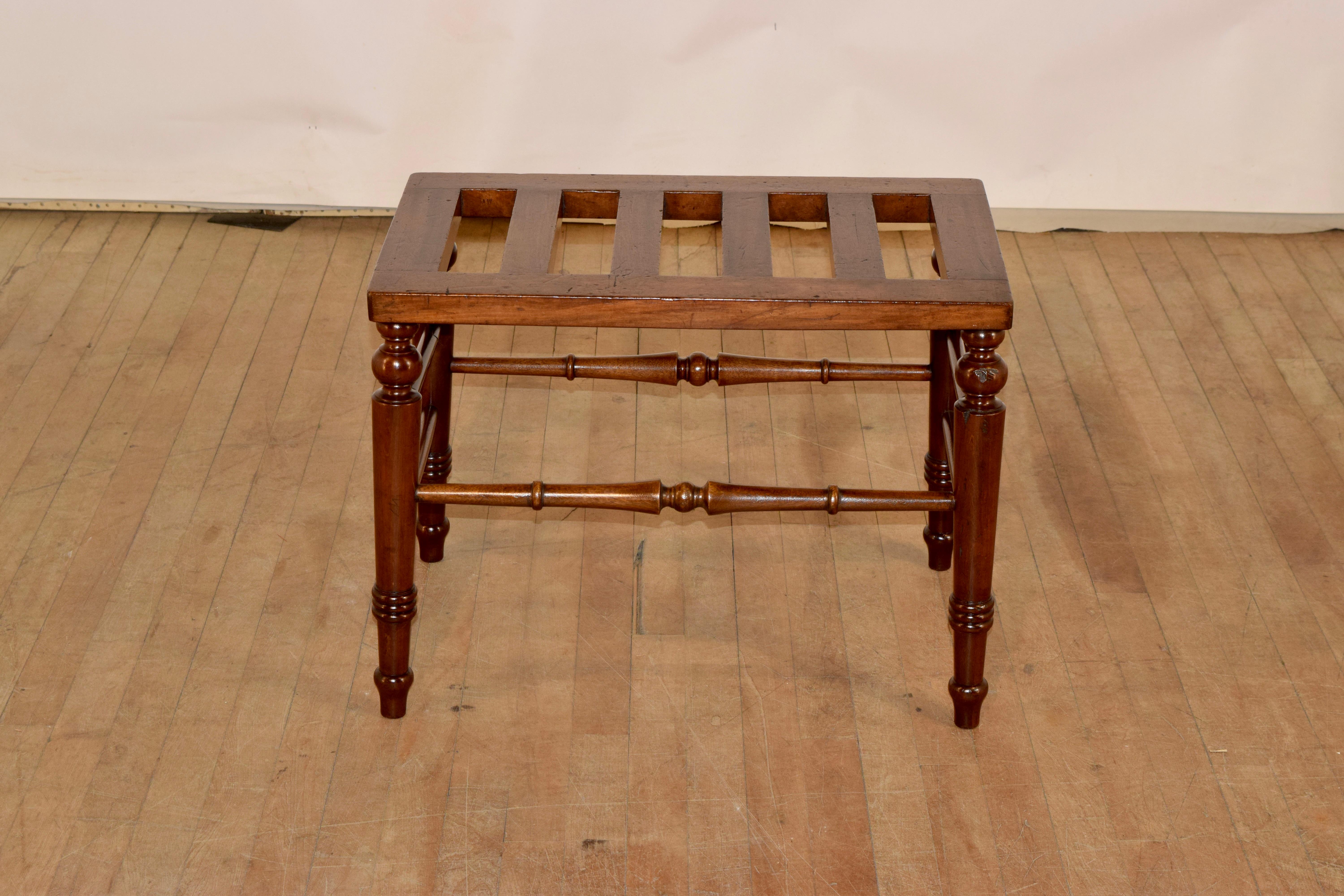 Turned 19th Century English Luggage Stand  For Sale