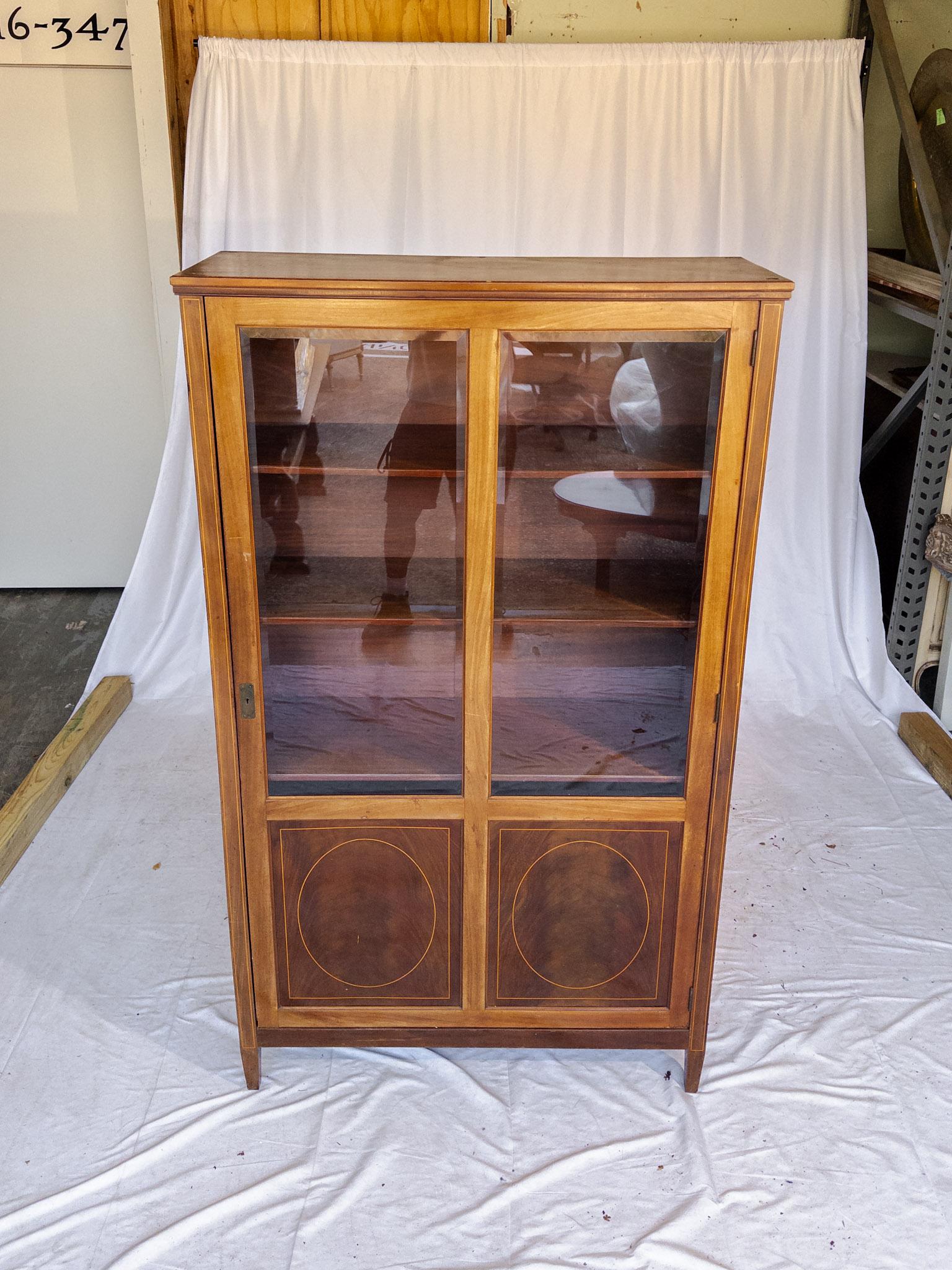 19th Century English Mahogany and Satinwood Cabinet For Sale 11