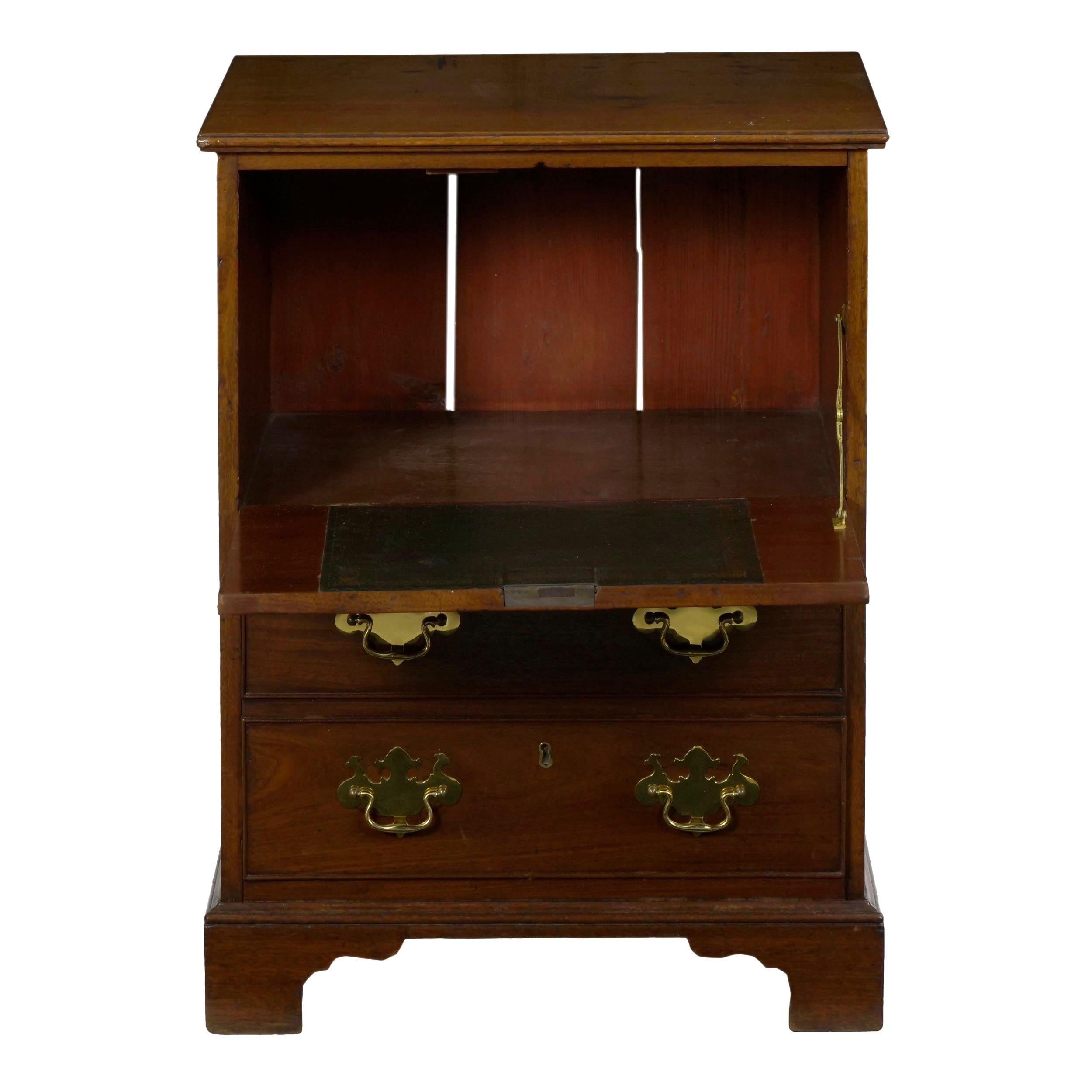 19th Century English Mahogany Antique Bedside Nightstand Table / Office Cabinet In Good Condition In Shippensburg, PA