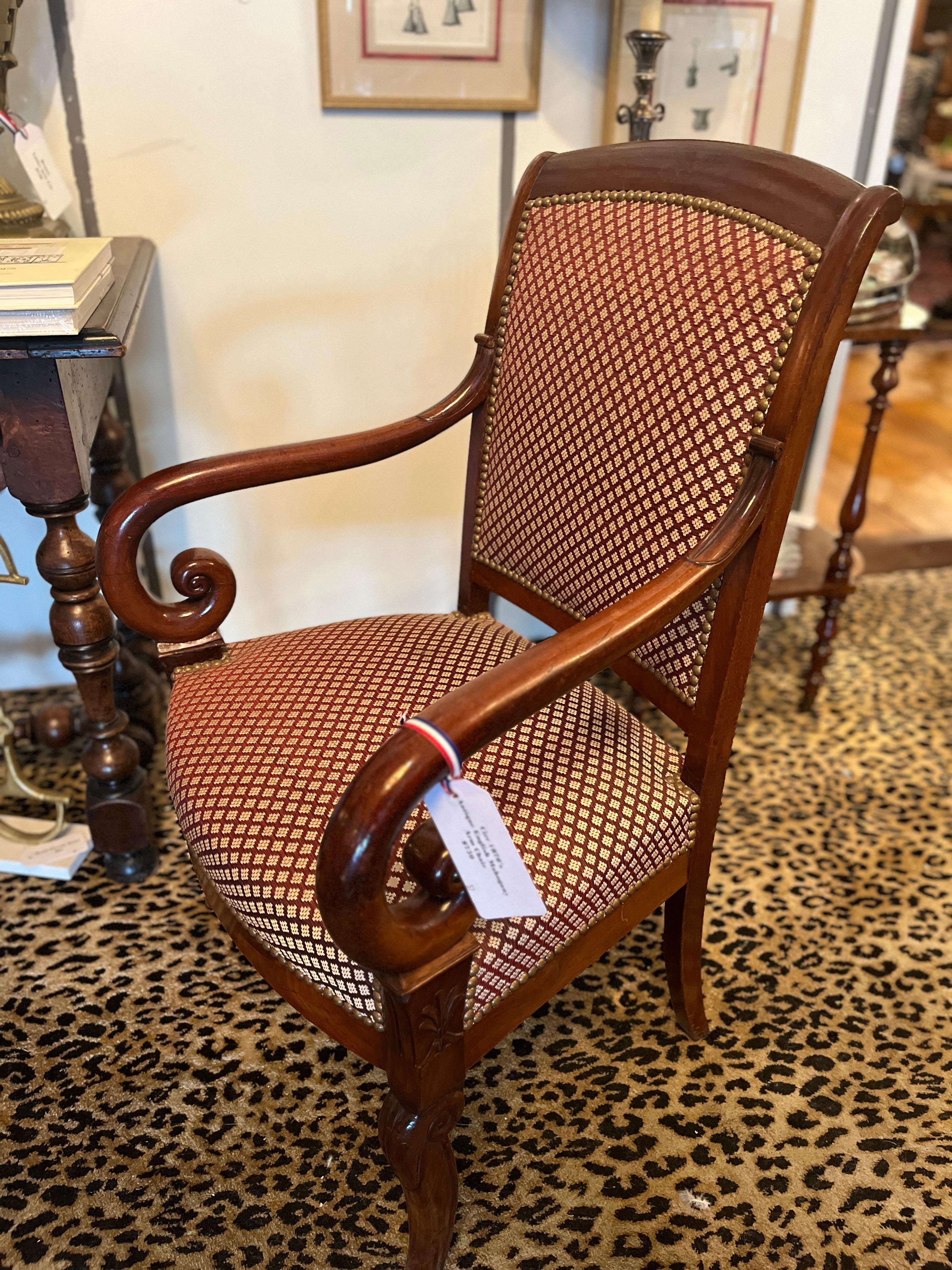 19th Century English Mahogany Armchair circa 1870 In Good Condition For Sale In Scottsdale, AZ