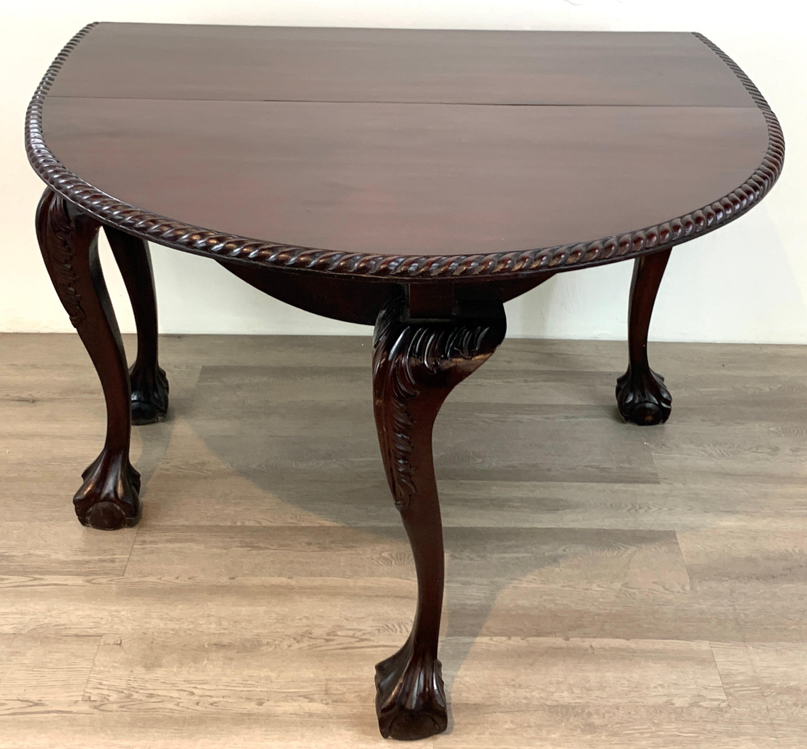 19th Century English Mahogany Ball & Claw Foot Tuck Away Dining Room Table In Good Condition For Sale In Atlanta, GA