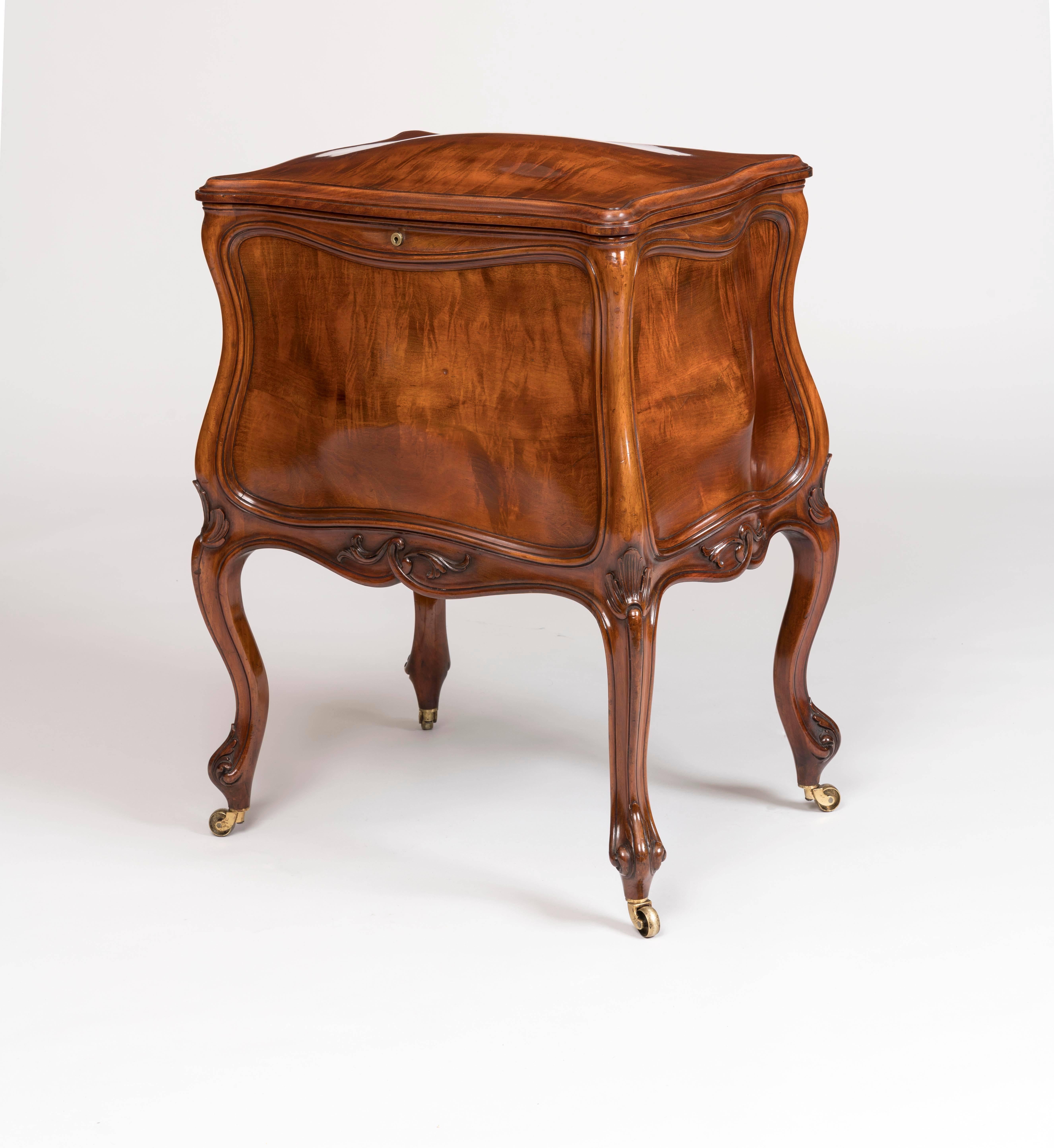 Victorian 19th Century English Mahogany Bombé Shape Wine Cooler by Holland & Sons For Sale
