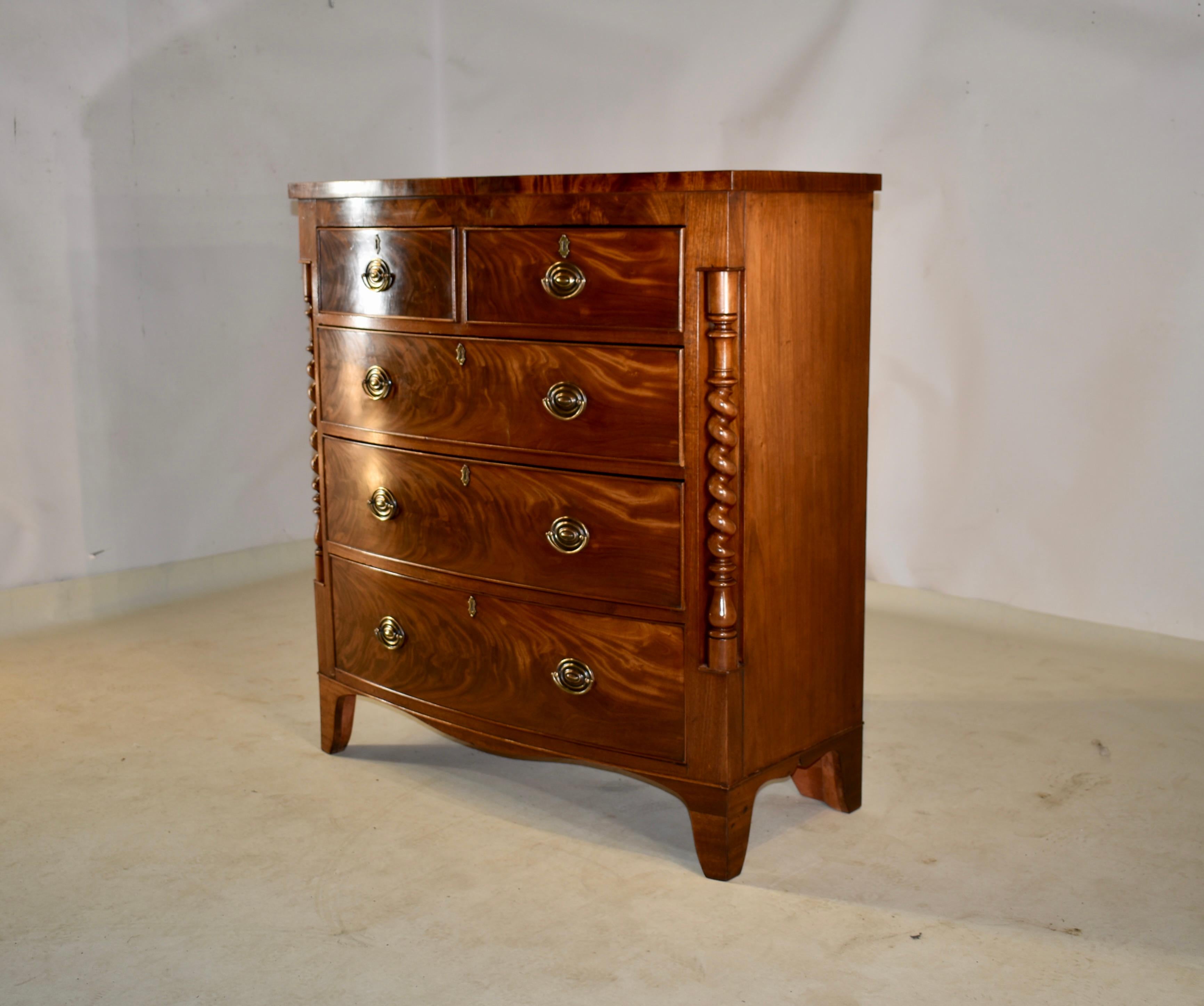 19th Century English Mahogany Bow Front Chest of Drawers For Sale 1