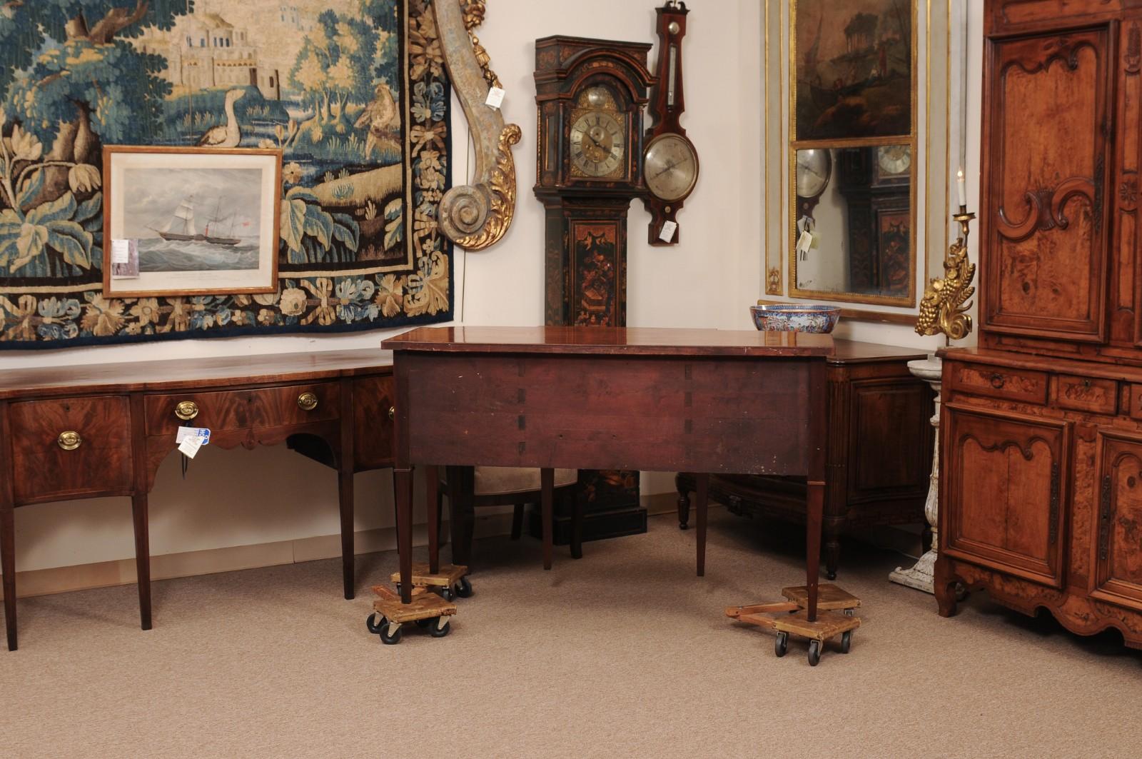 Englisches Mahagoni-Bowfront-Sideboard aus dem 19. im Angebot 5