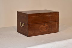 Scatola in mogano inglese del XIX secolo con intarsio