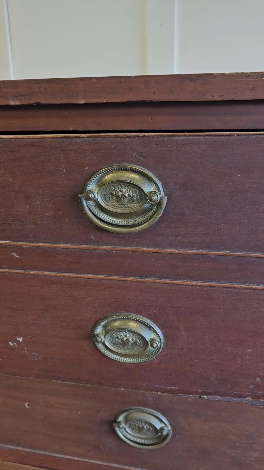 Regency Scrivania inglese in mogano del XIX secolo Non restaurata - Restauro in corso in vendita
