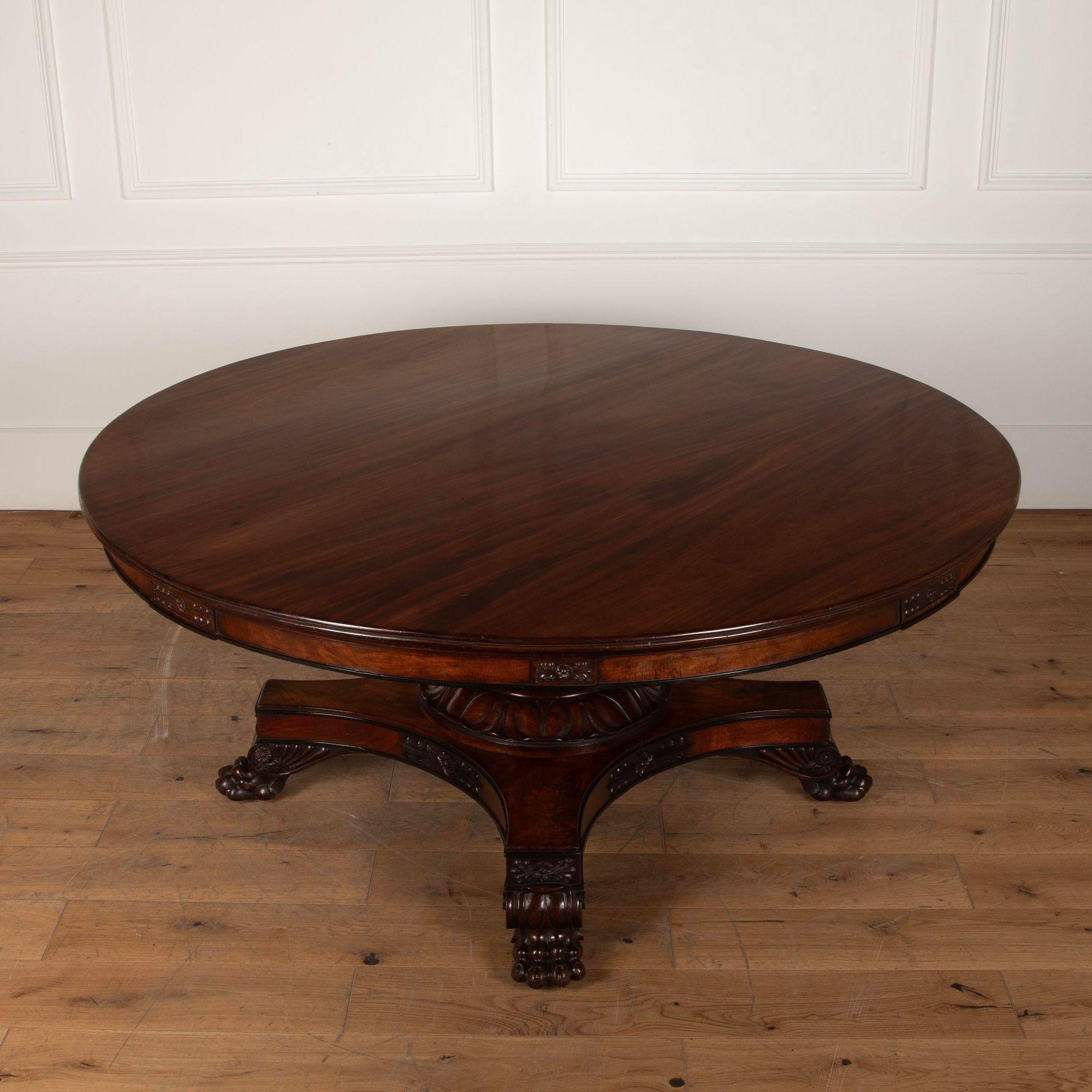 Table centrale anglaise en acajou du 19ème siècle Bon état - En vente à Gloucestershire, GB