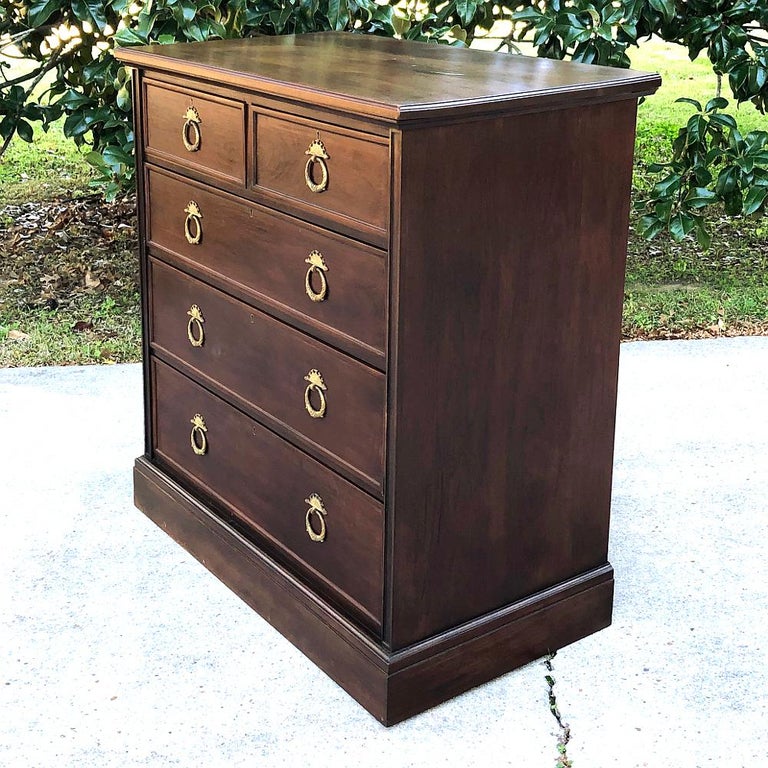 Edwardian 19th Century English Mahogany Chest of Drawers For Sale