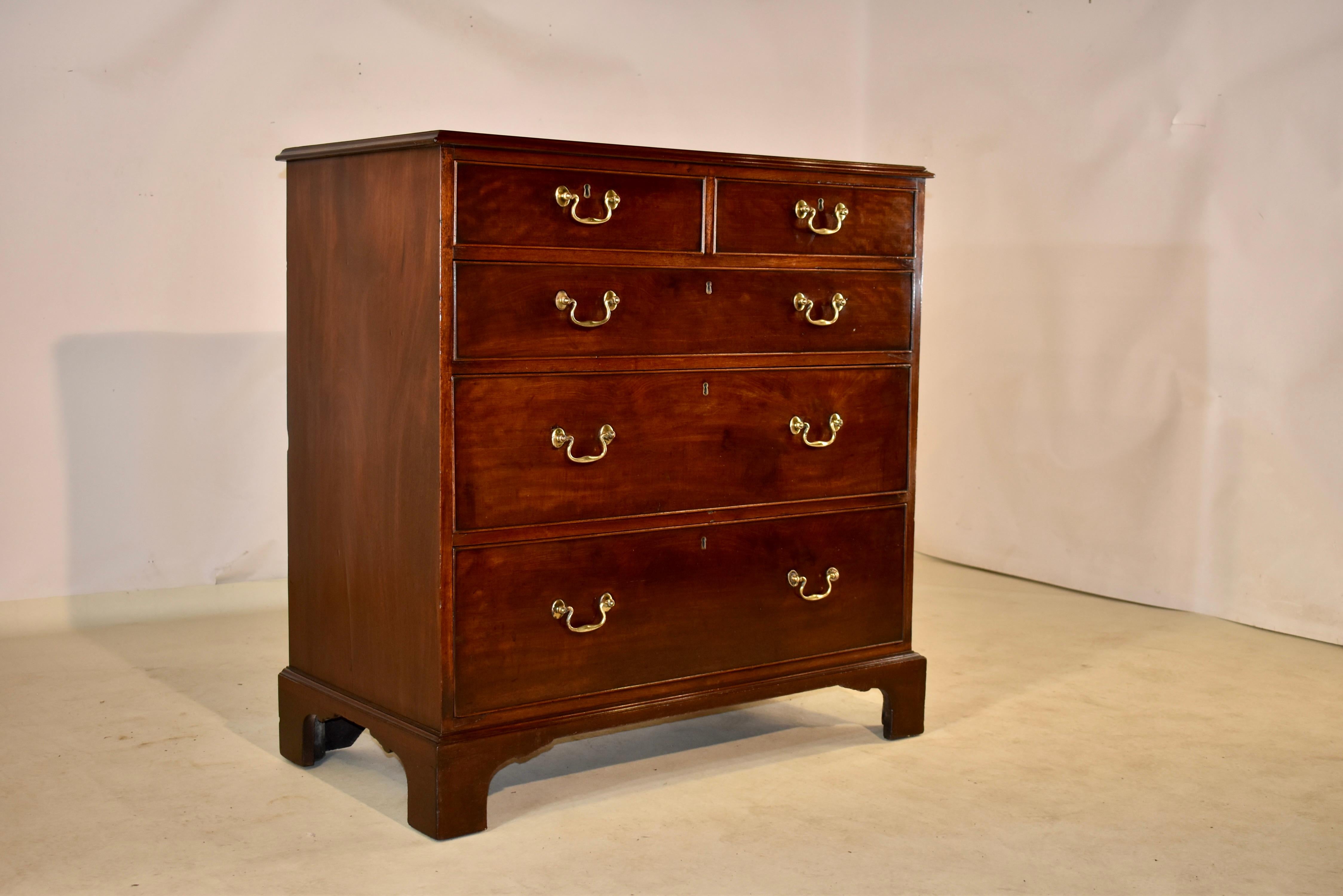 19th Century English Mahogany Chest of Drawers In Good Condition For Sale In High Point, NC