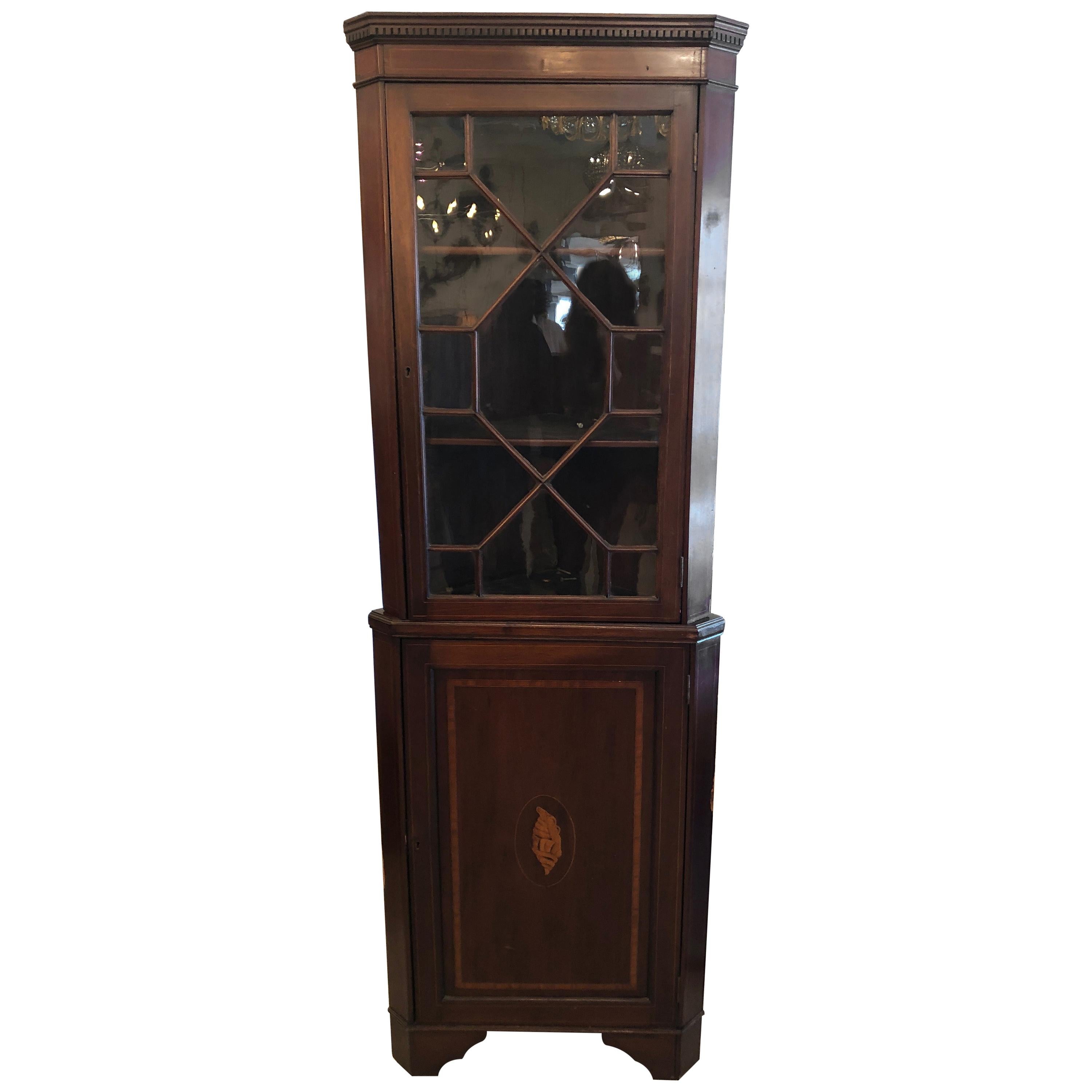 19th Century English Mahogany Chippendale Corner Cabinet Cupboard For Sale