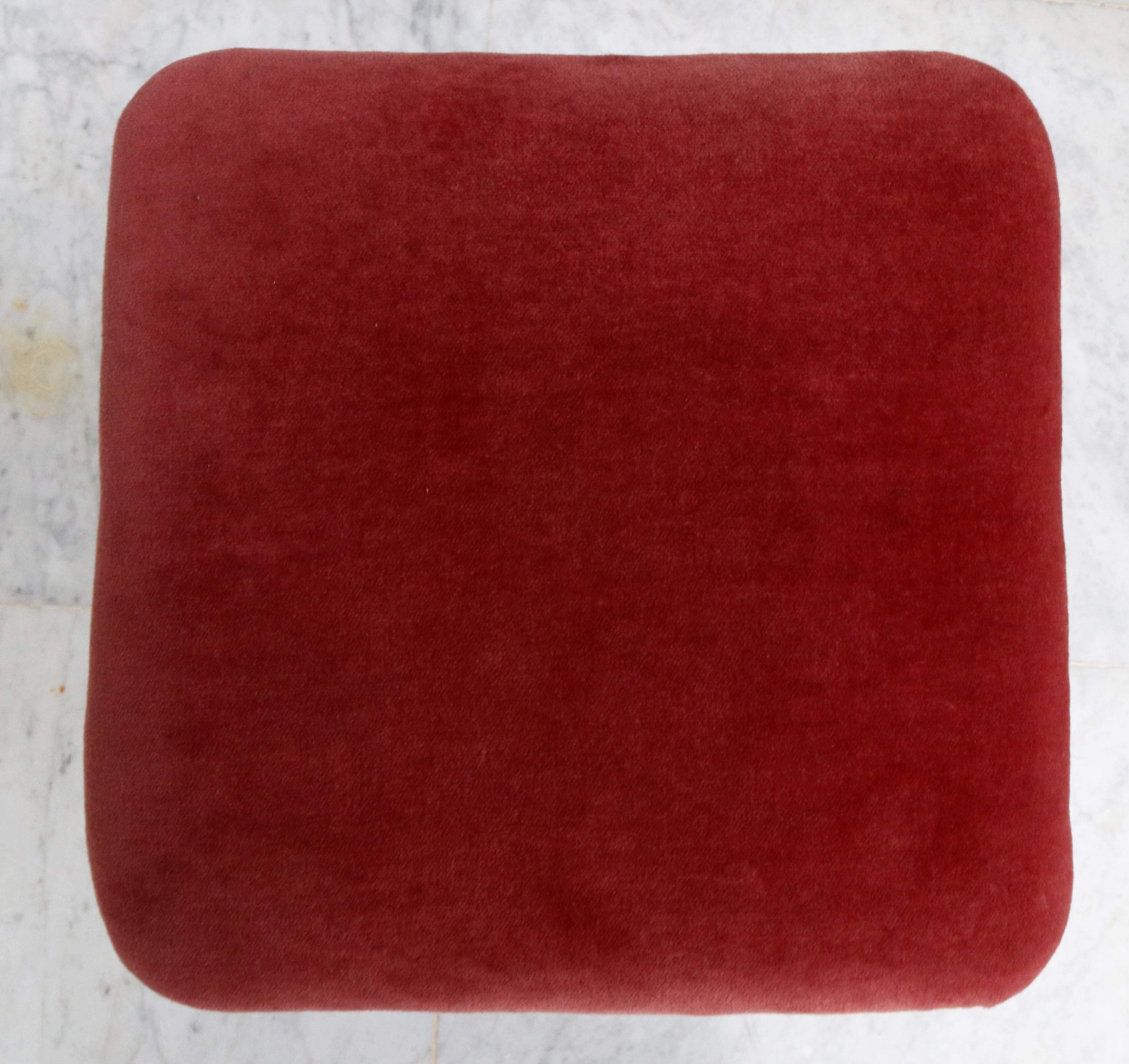 19th Century English Mahogany Claw Foot Pedestal Side Table with Red Velvet Top 4