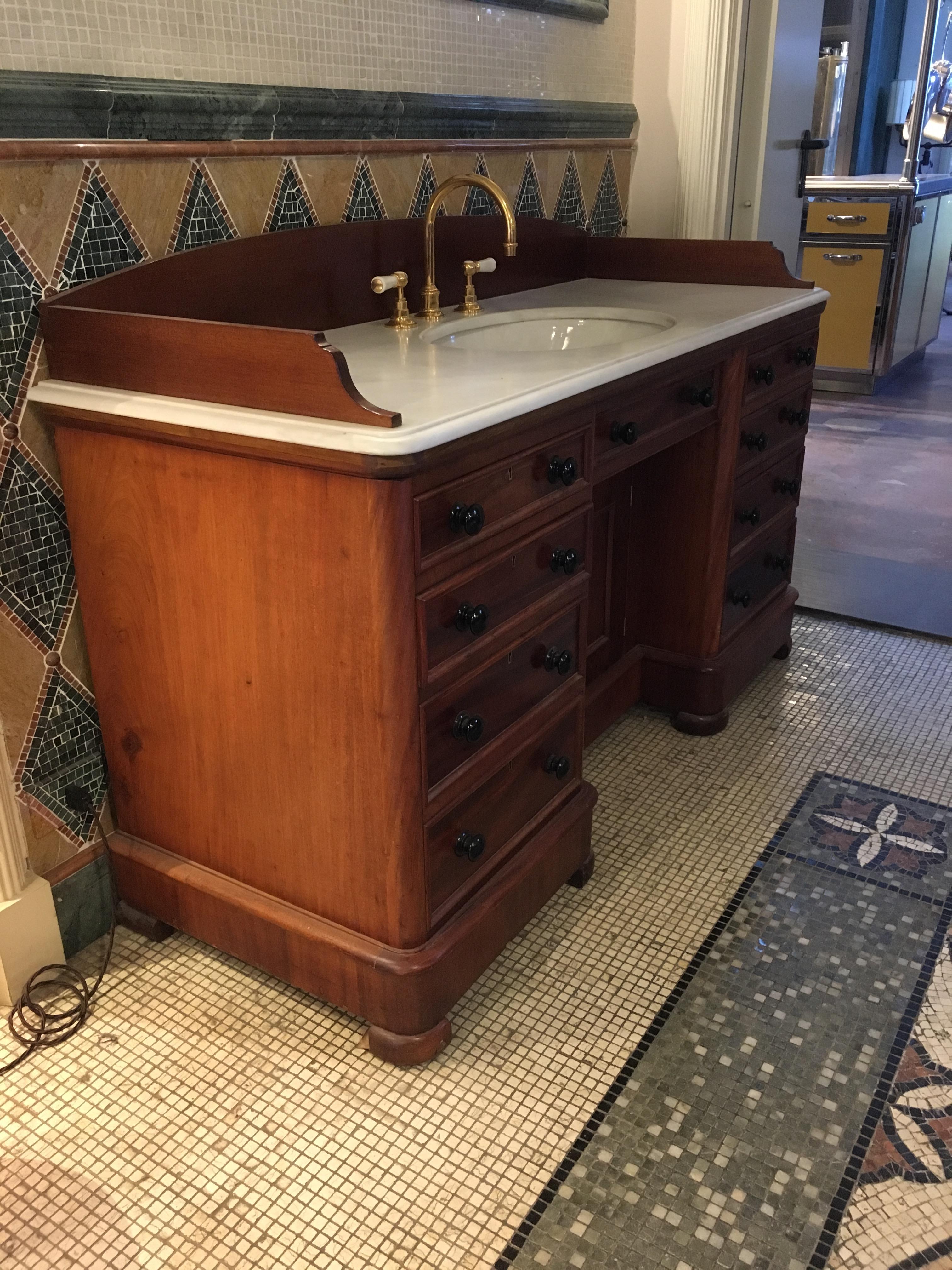 Victorian 19th Century English Mahogany Cupboard Sink with Carrara Marble Top, 1890s
