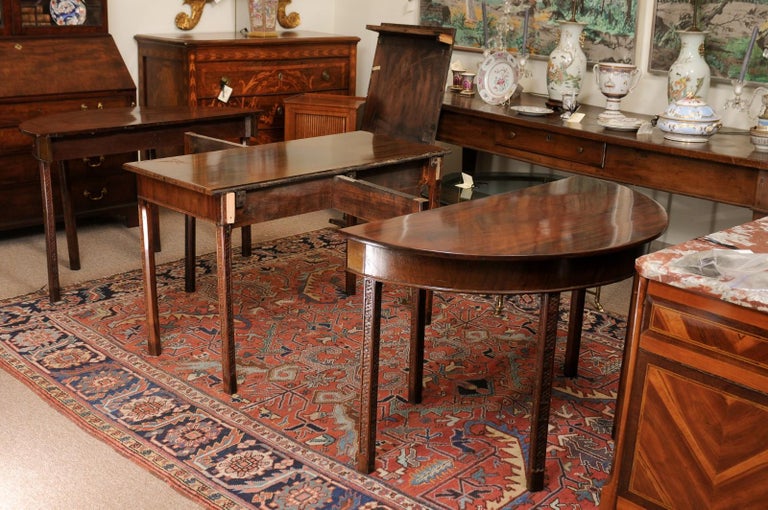 19th Century English Mahogany Dining Table with Carved Legs and 2