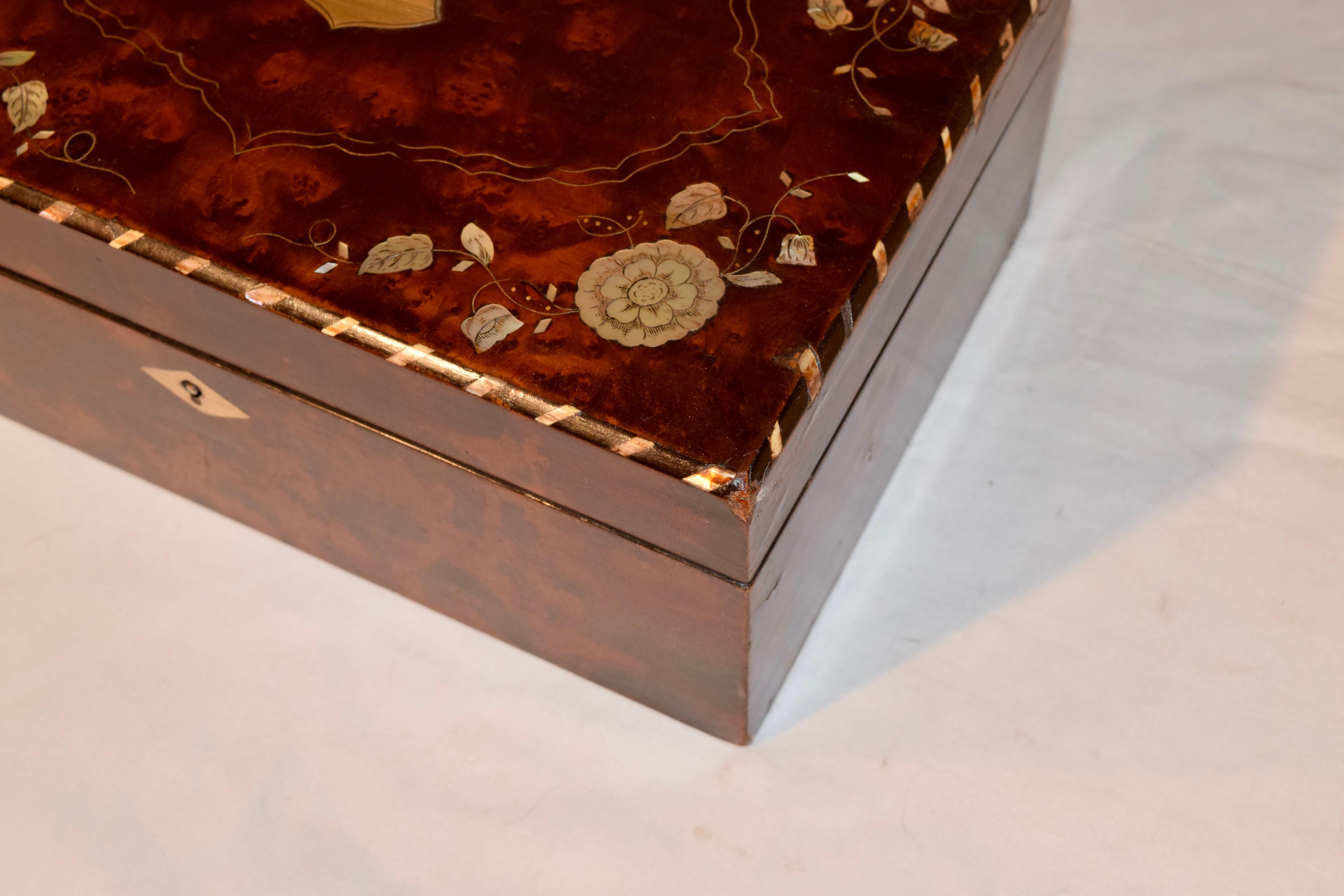 19th Century English Mahogany Dresser Box 1