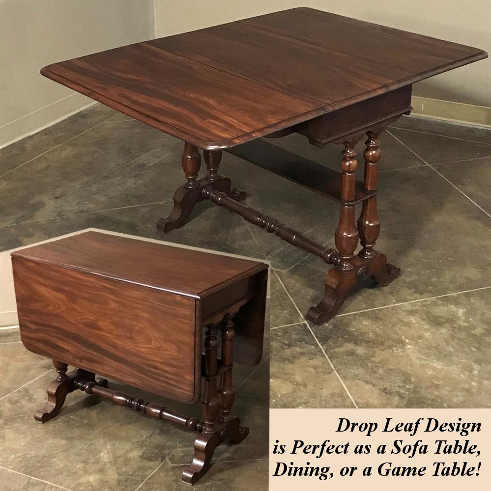 Hand-Crafted 19th Century English Mahogany Gateleg Drop Leaf Table, ca. 1880 For Sale