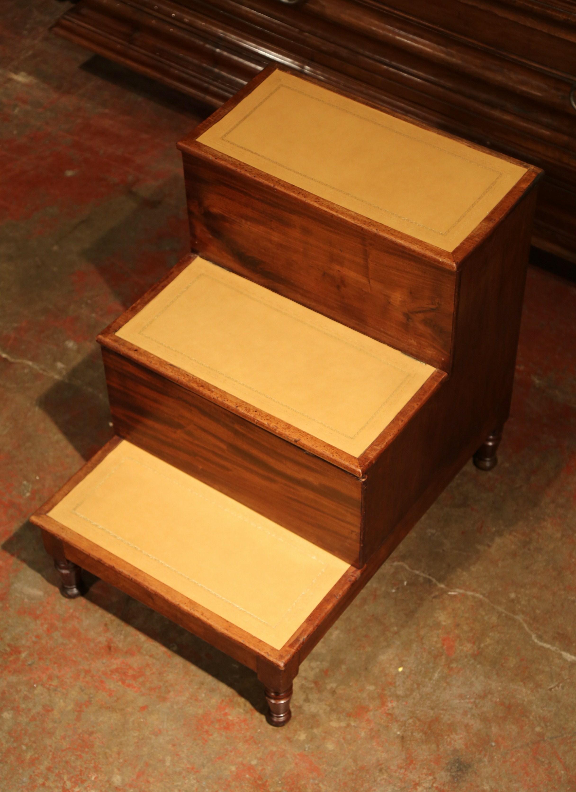 Embossed 19th Century English Mahogany and Leather Library Step Ladder with Storage