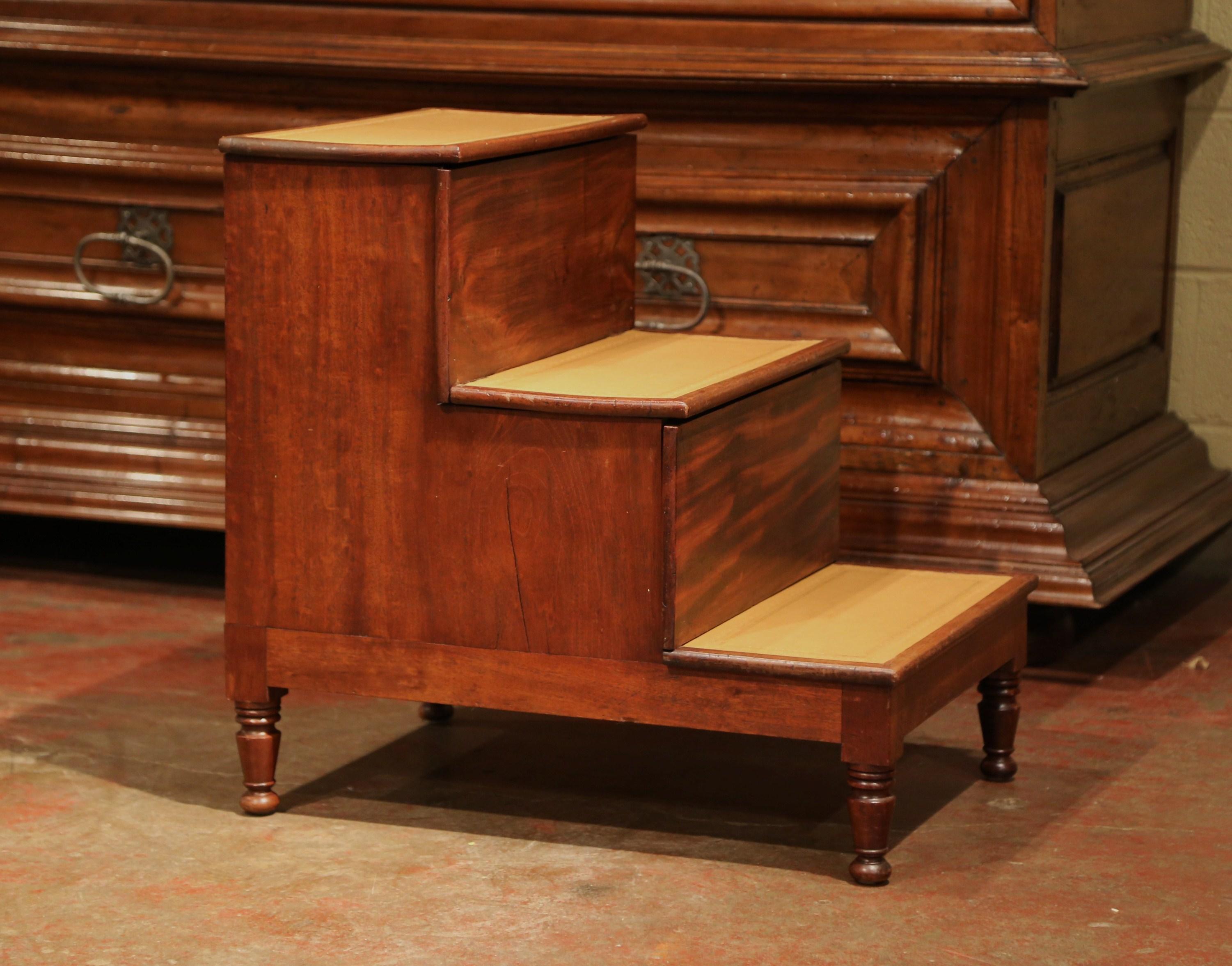 19th Century English Mahogany and Leather Library Step Ladder with Storage 2