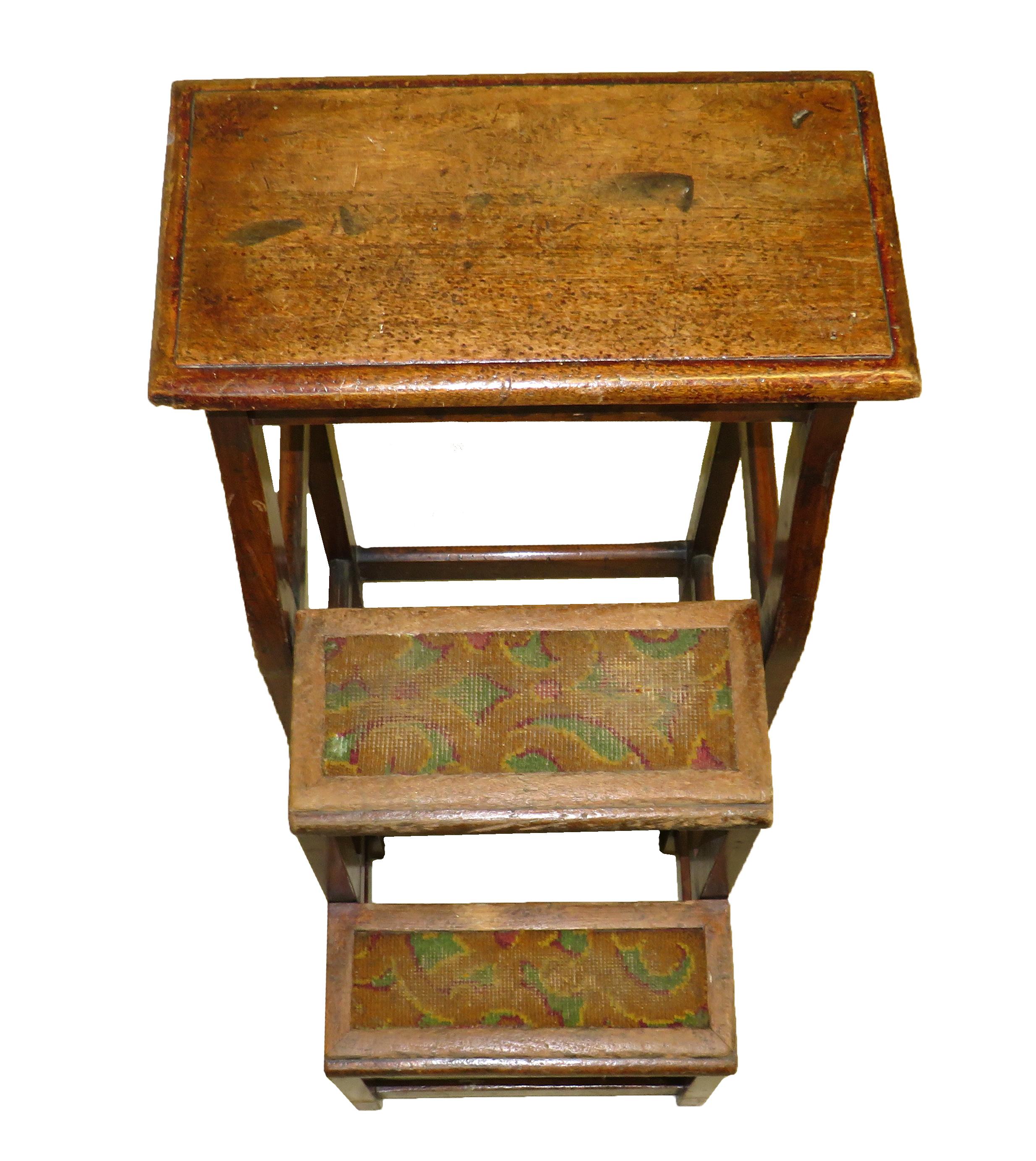 A very attractive set of 19th century mahogany
Metamorphic library steps in the form of a 
Stool raised on square legs and stretchers

Measure: (Depth Of Top - 11.5in).