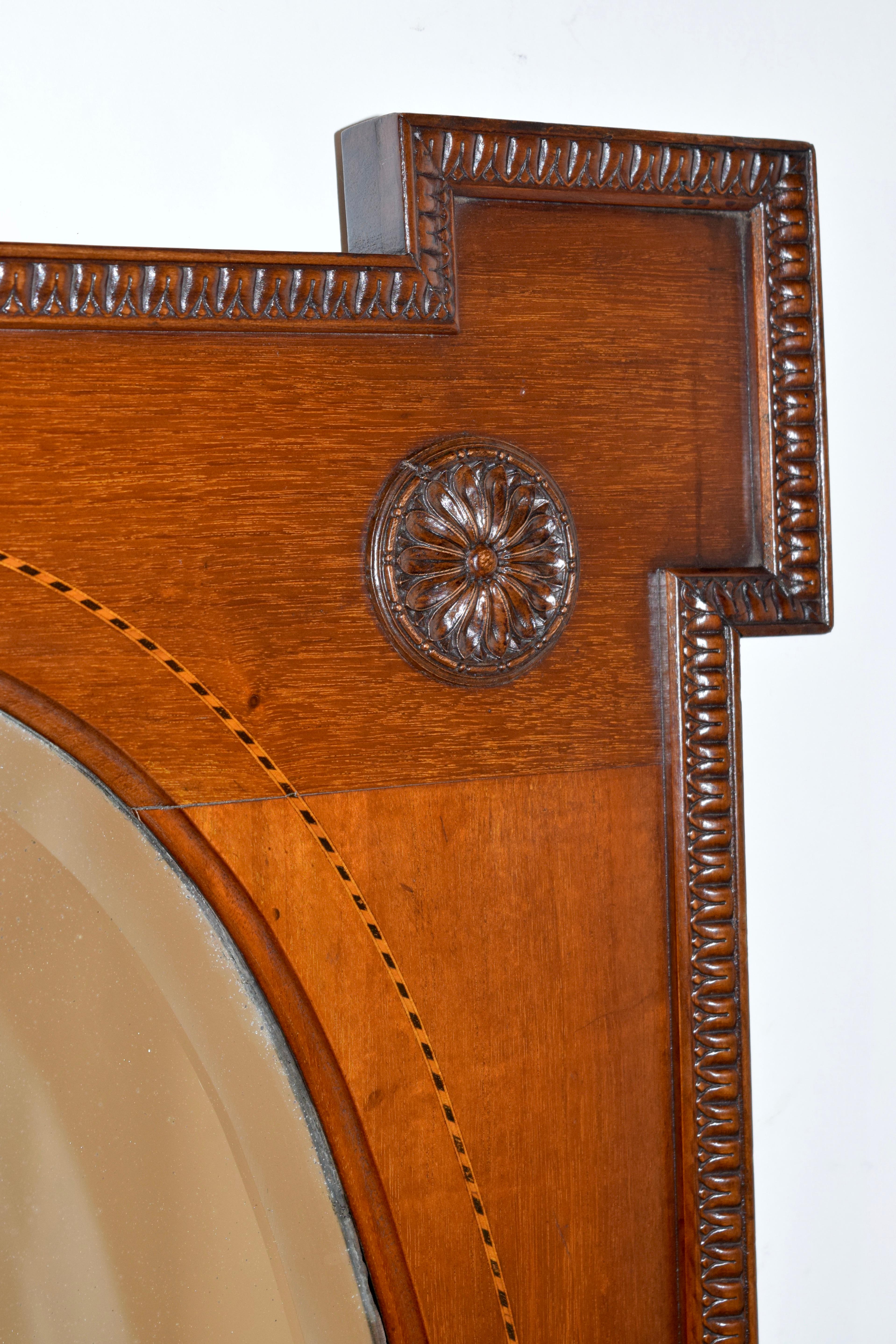 19th Century English Mahogany Mirror In Good Condition In High Point, NC