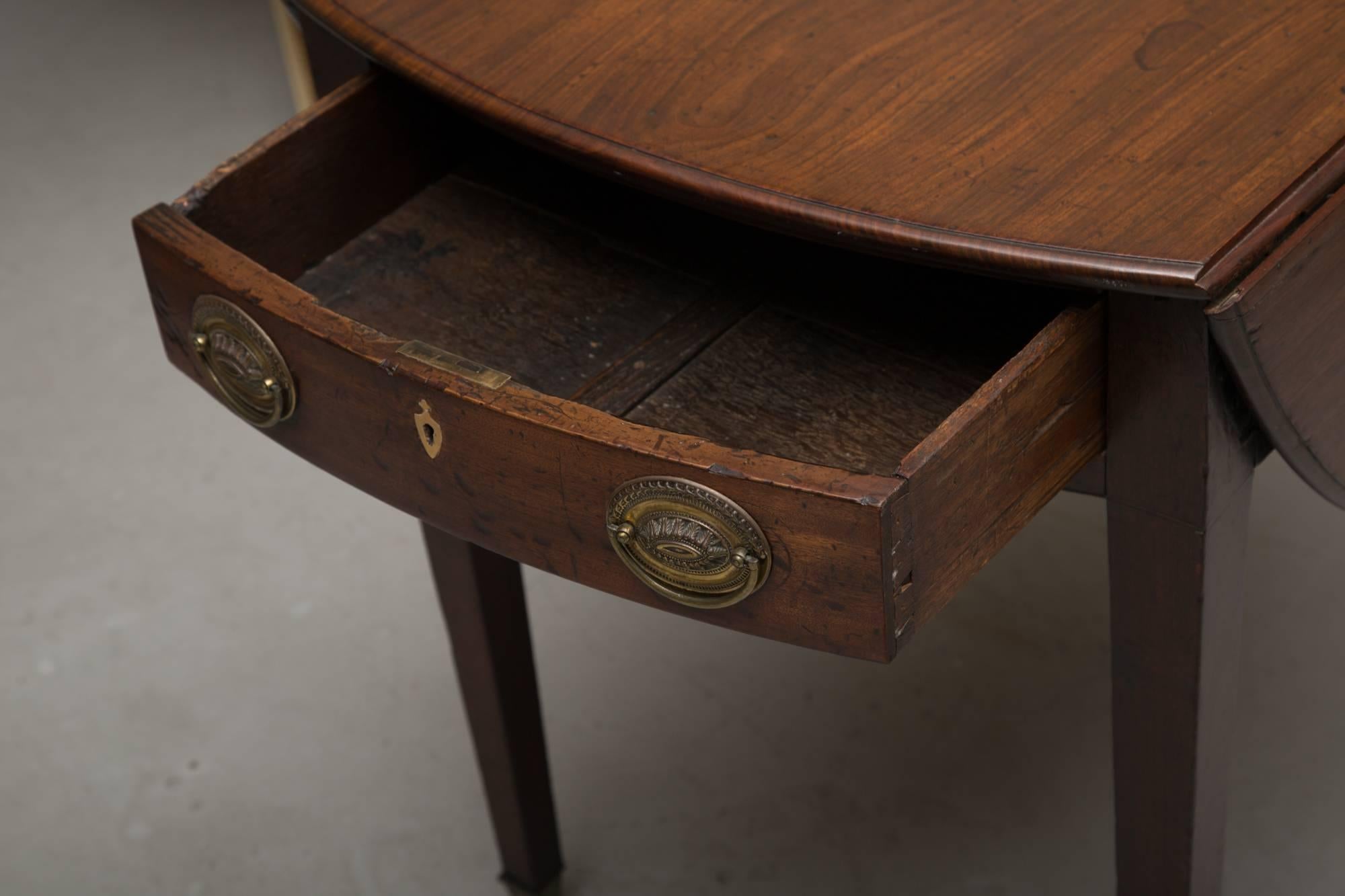 Hand-Crafted 19th Century English Mahogany Oval Pembroke Table