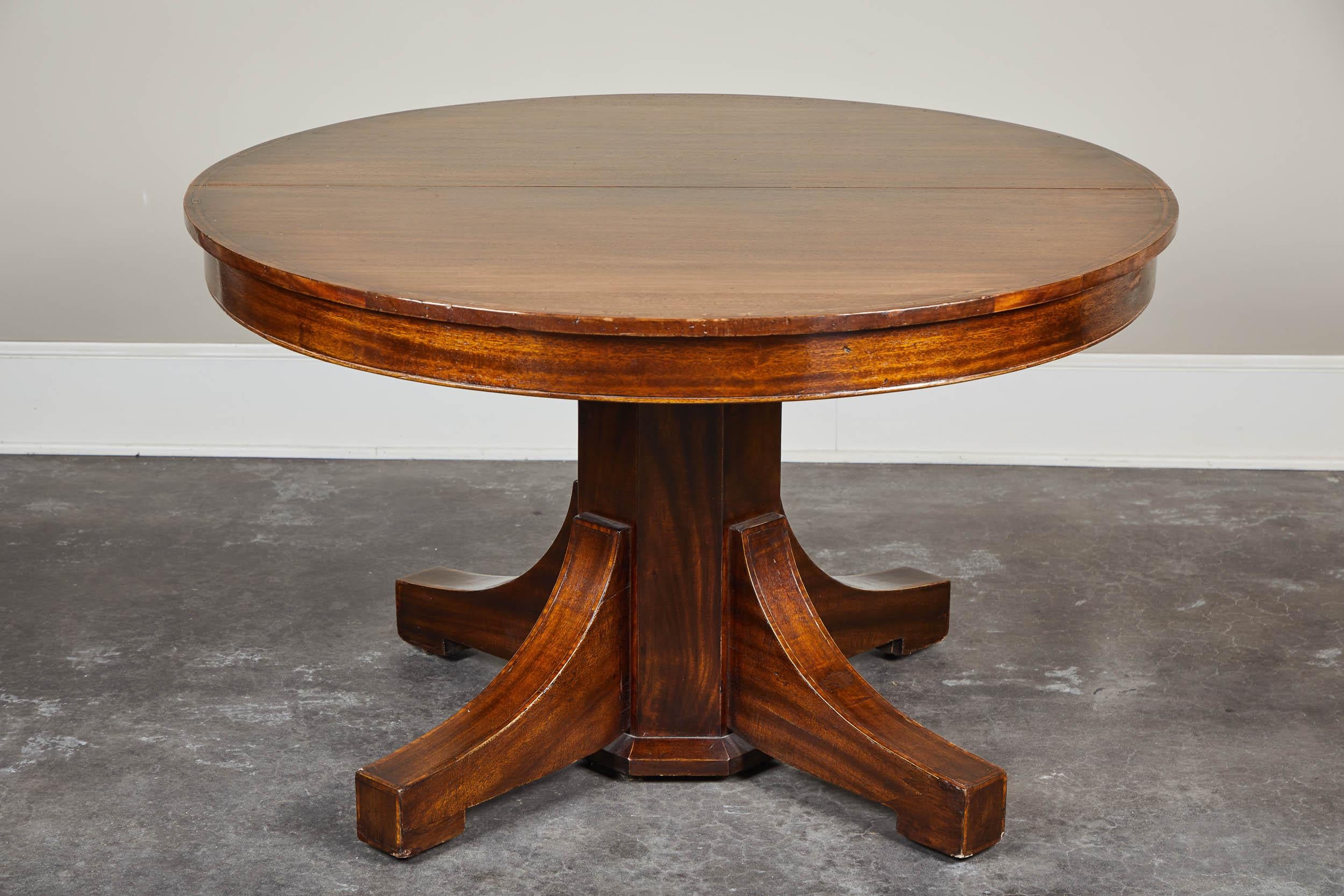 19th Century English Mahogany Pedestal Table 3