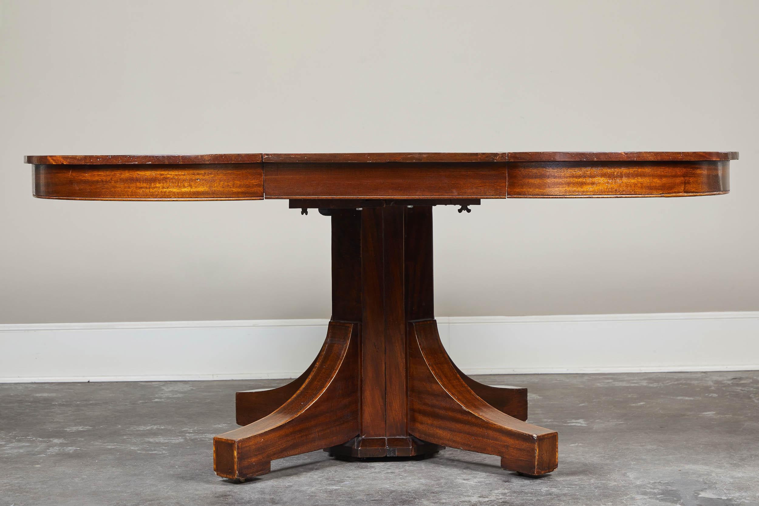 19th Century English Mahogany Pedestal Table 5