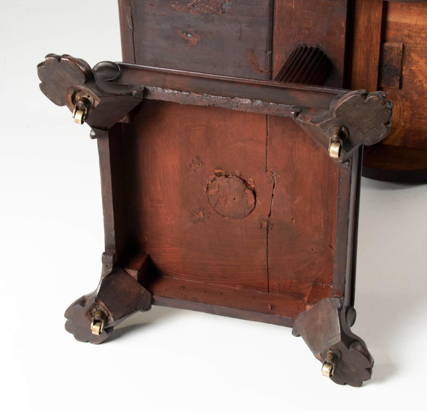Table de jeu et table d'appoint Regency anglaise du 19ème siècle en acajou avec plateau rabattable en vente 11