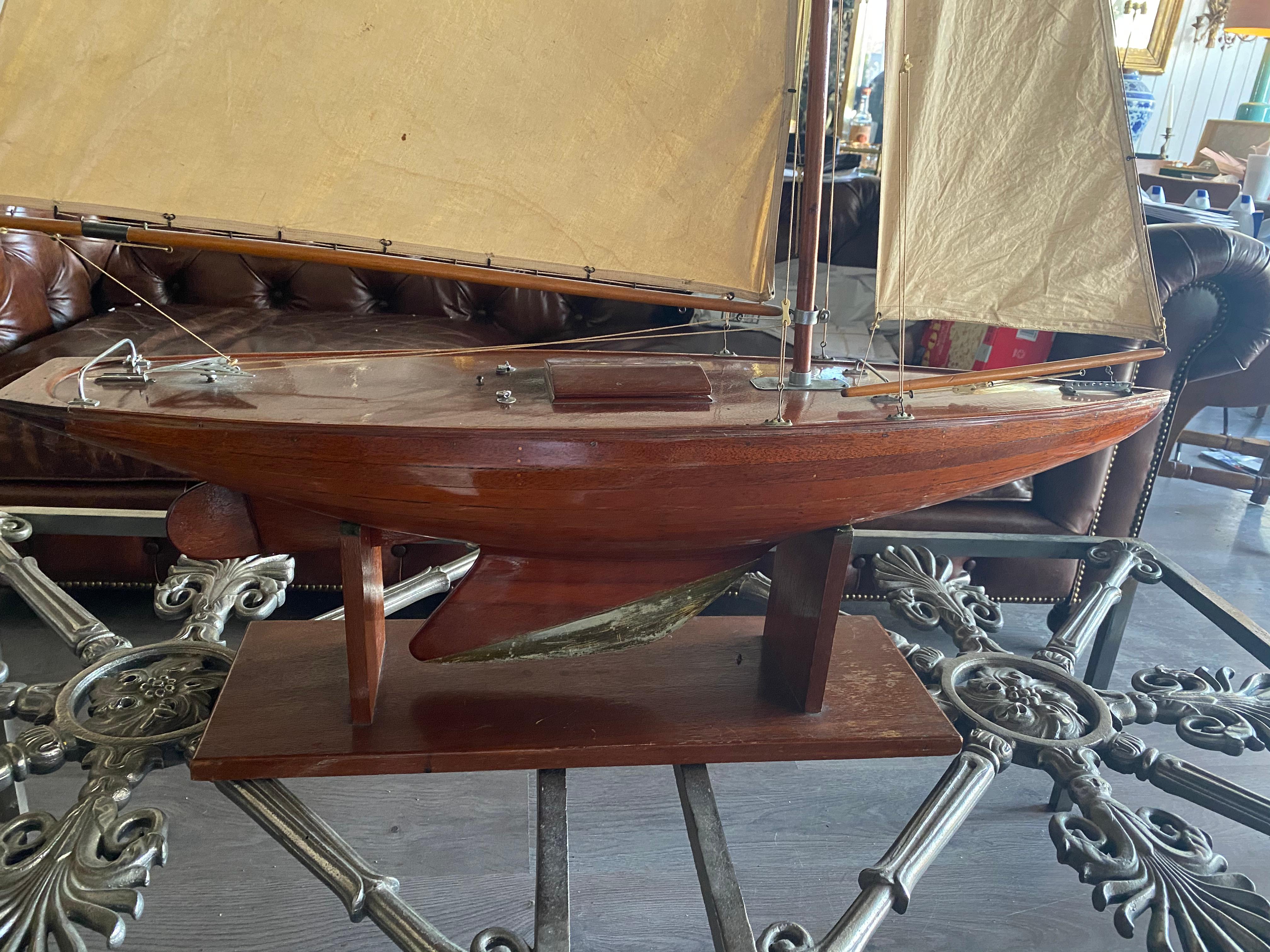 Adirondack 19th Century English Mahogany Schooner Ship Model, Great Attention To Detail For Sale