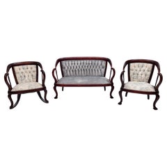 Ensemble de trois canapés, chaises et fauteuils à bascule en acajou anglais du XIXe siècle 