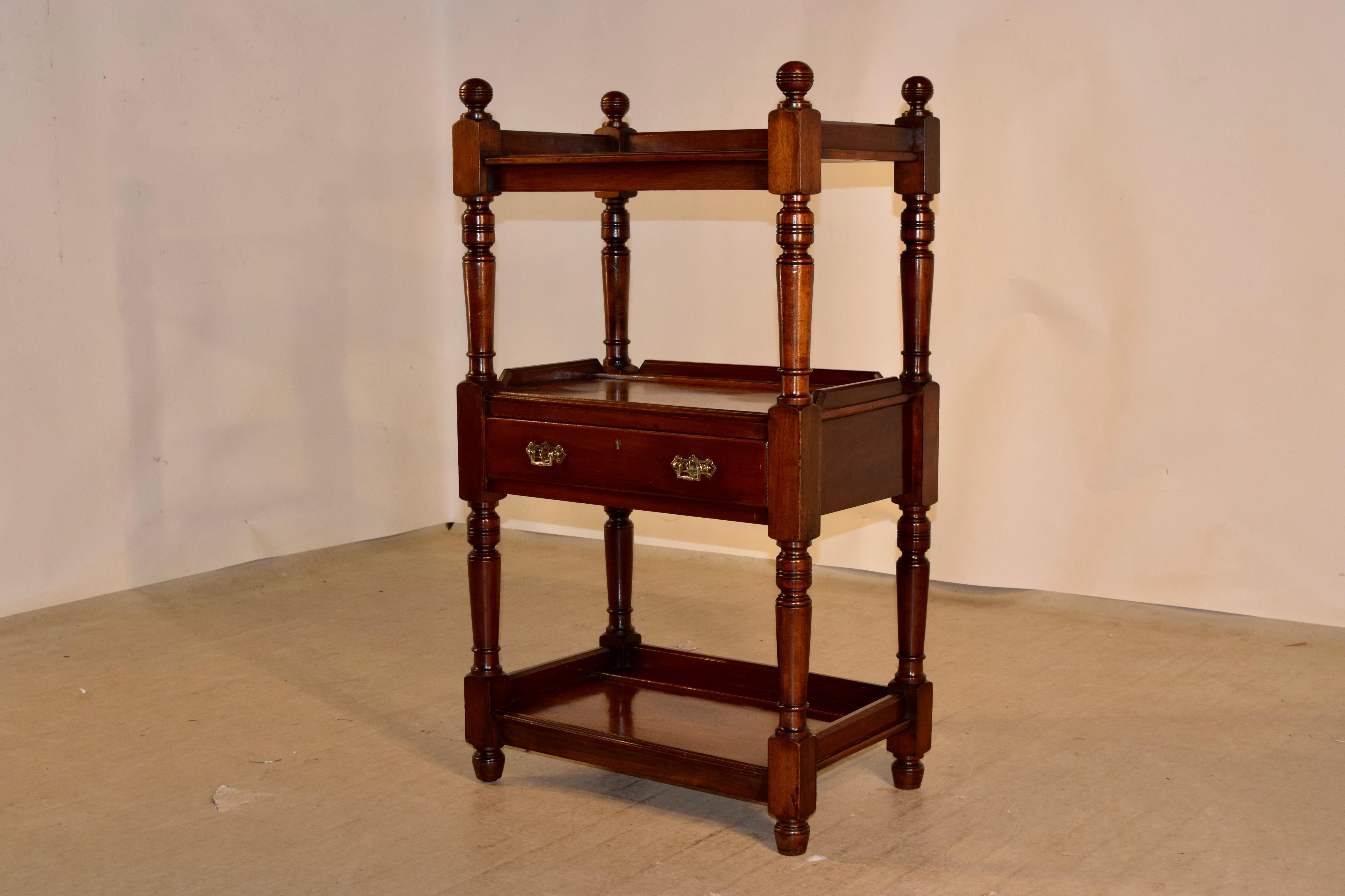 19th Century English Mahogany Shelf In Good Condition In High Point, NC