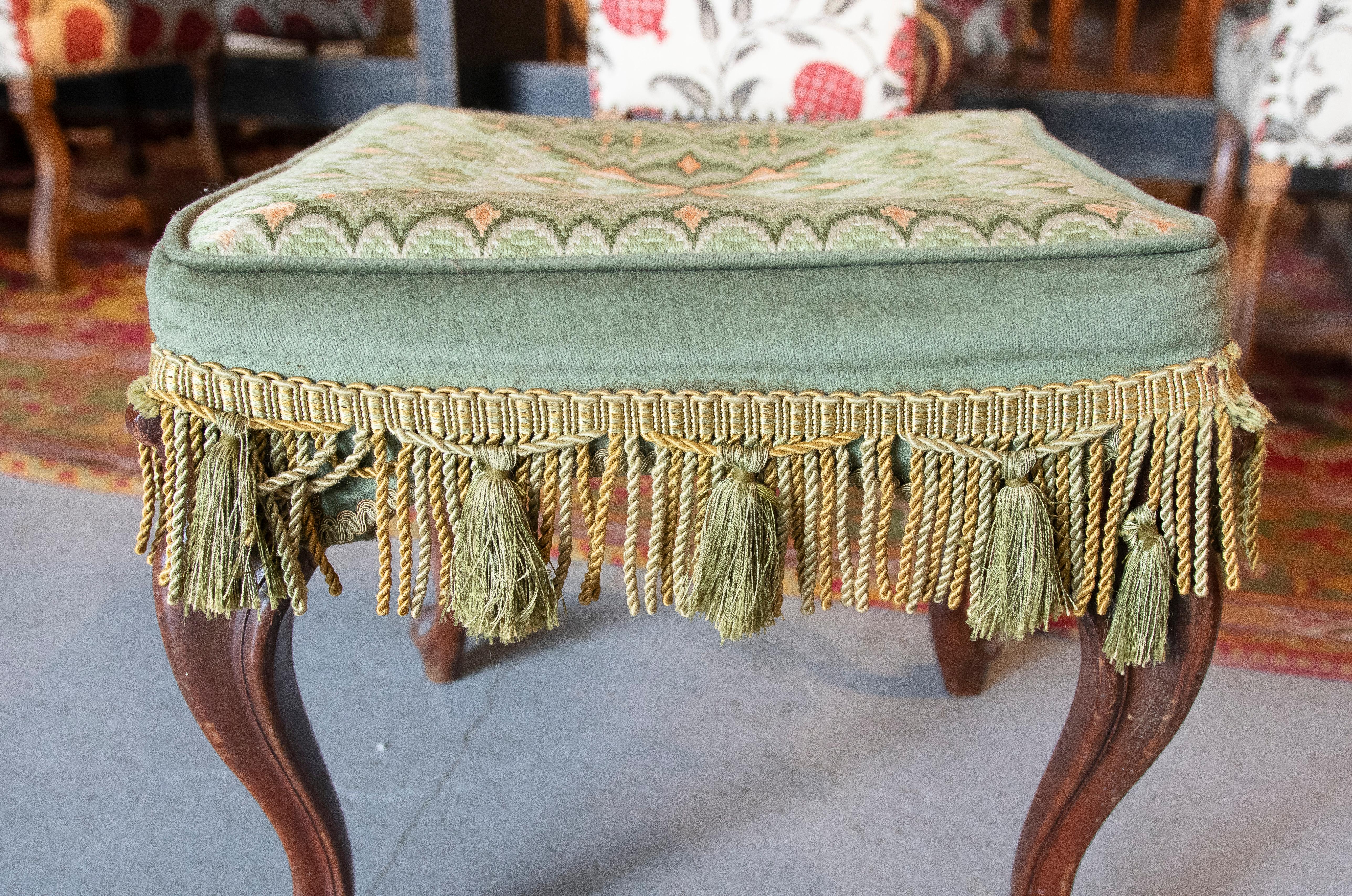 19th Century English Mahogany Stool with Embroidered Seat  For Sale 13