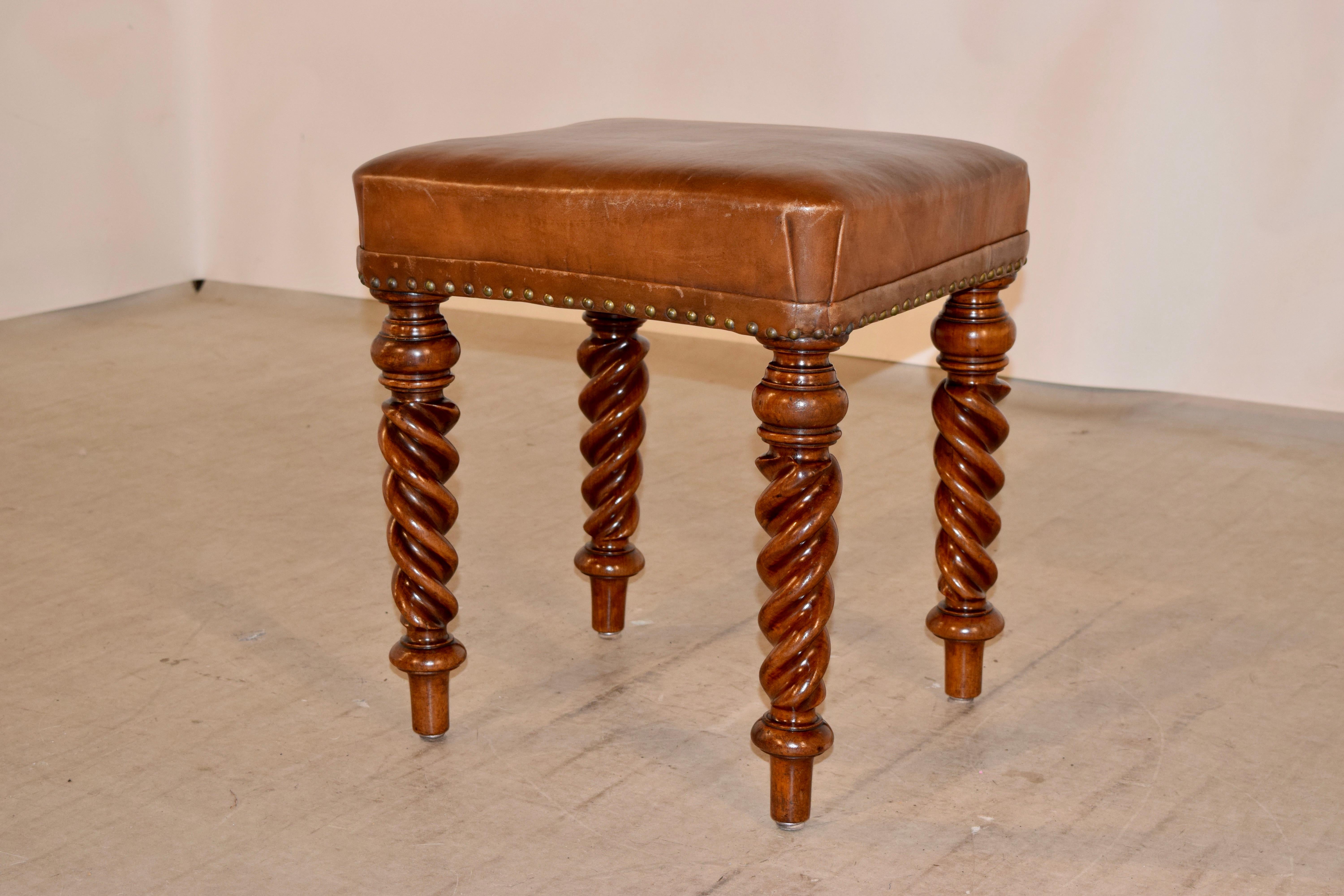 Victorian 19th Century English Mahogany Stool with Leather Top