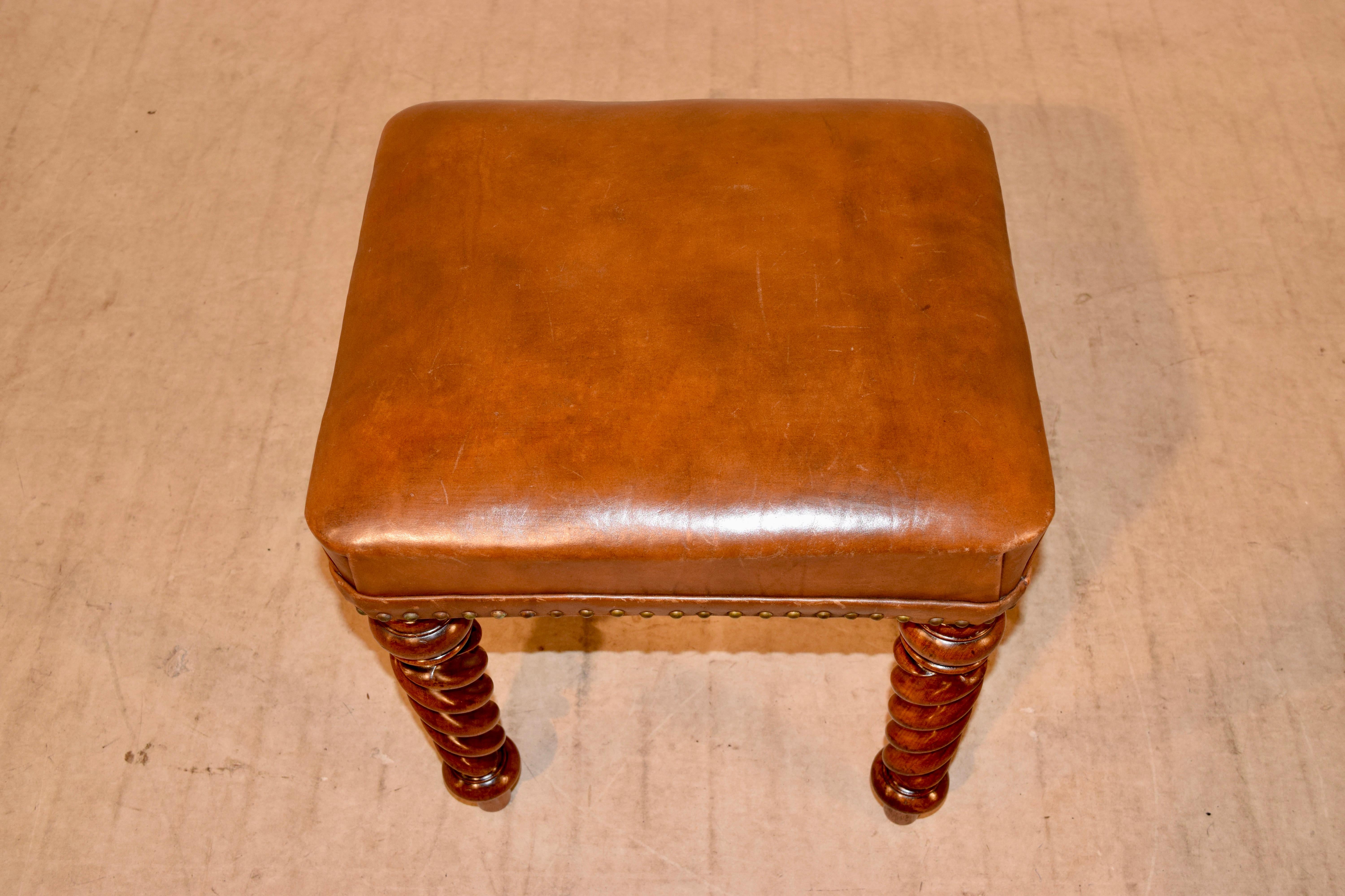 19th Century English Mahogany Stool with Leather Top In Good Condition In High Point, NC