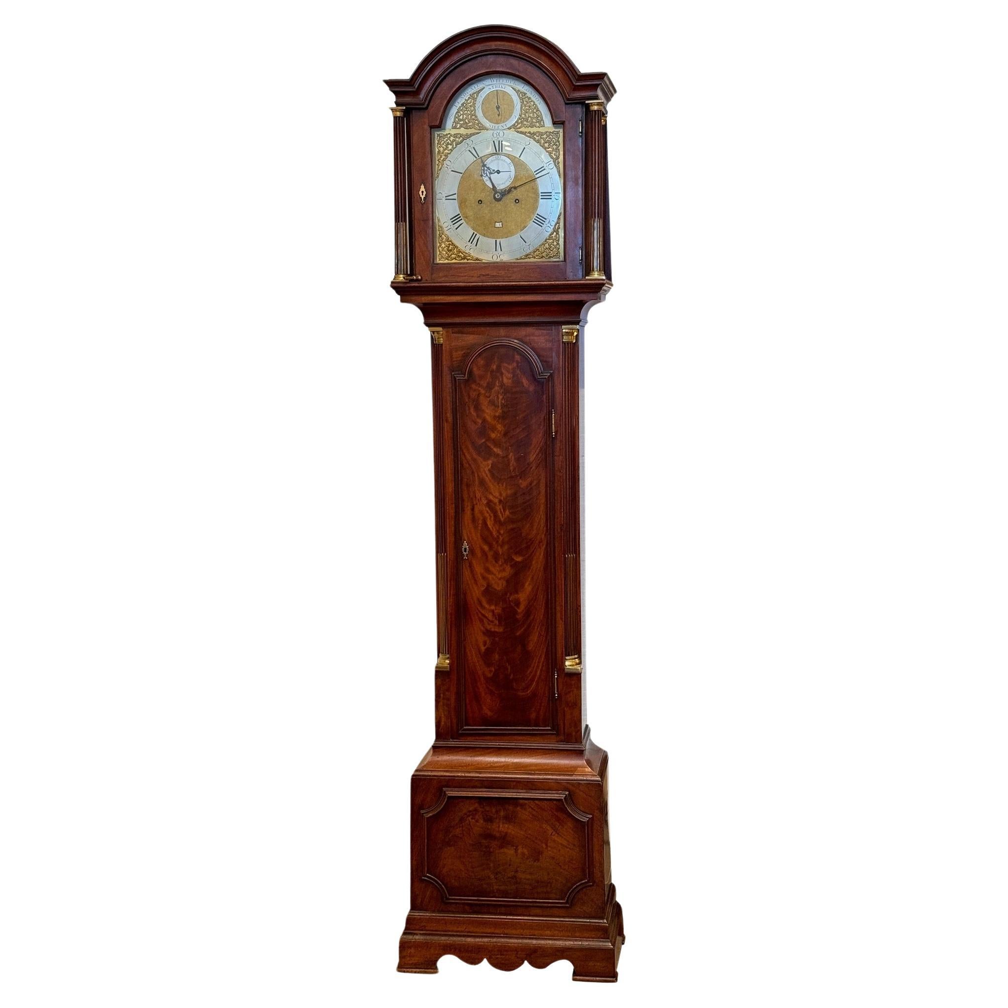 Große englische Mahagoni-Uhr aus dem 19. Jahrhundert im Angebot