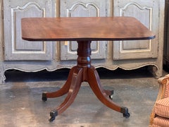 19th Century English Mahogany Tilt-Top Breakfast Table