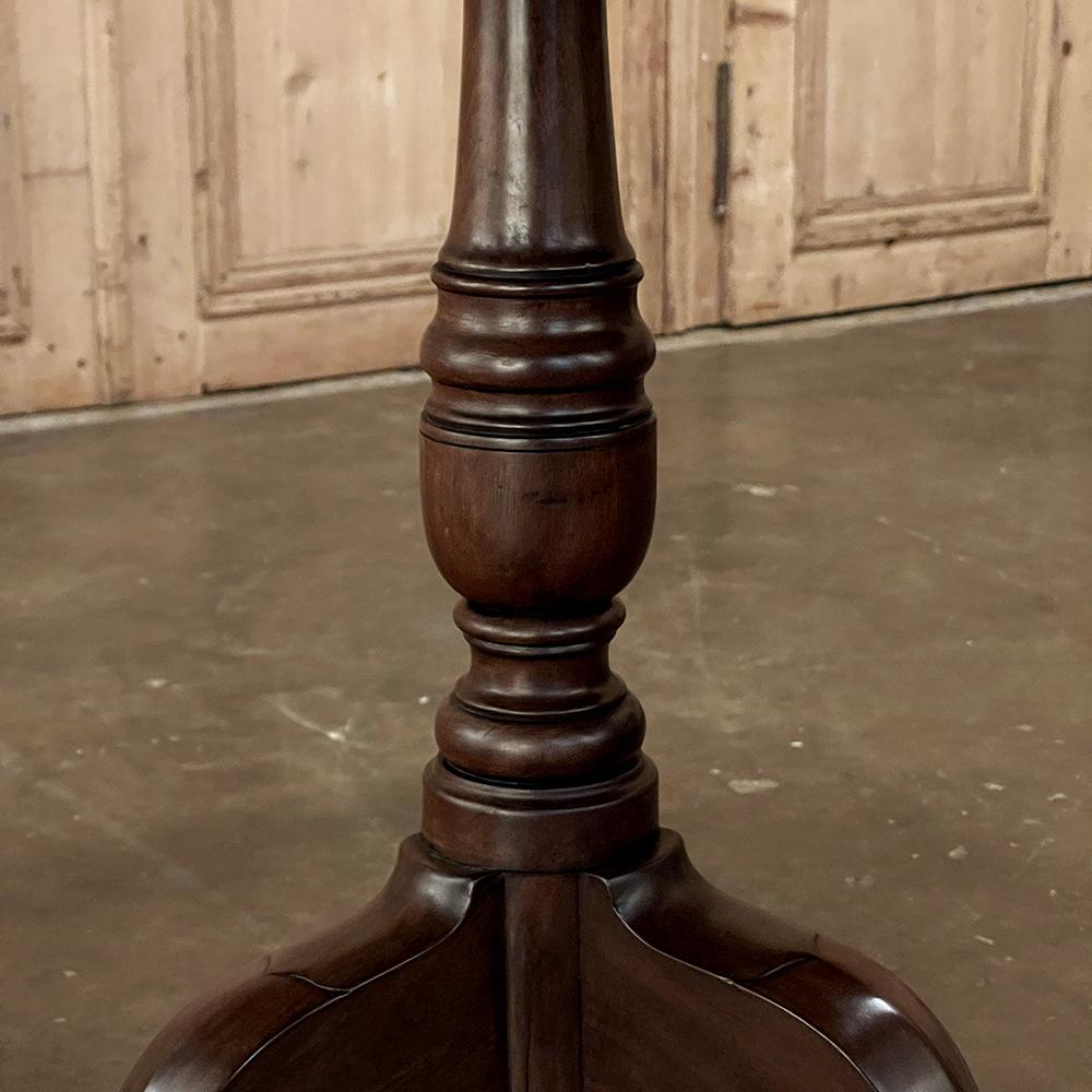 19th Century English Mahogany Tilt-Top End Table For Sale 5