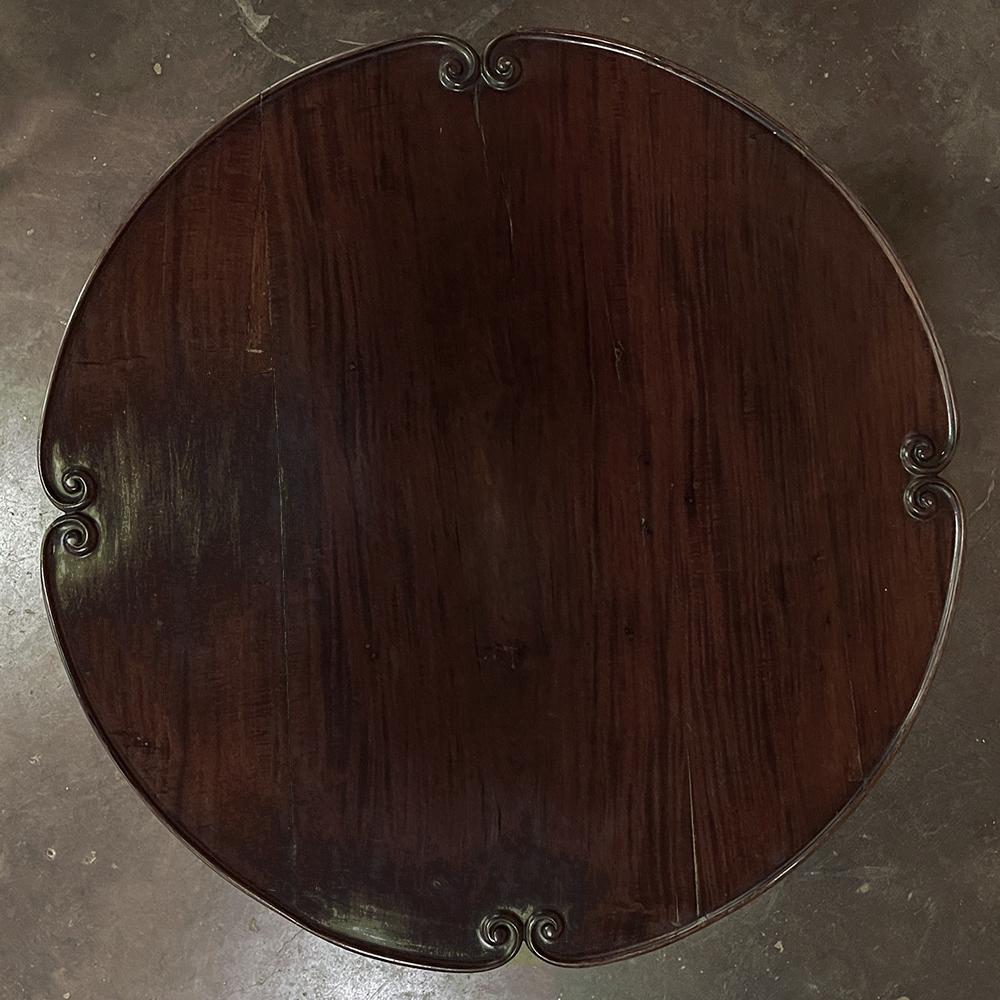 19th Century English Mahogany Tilt-Top End Table For Sale 10