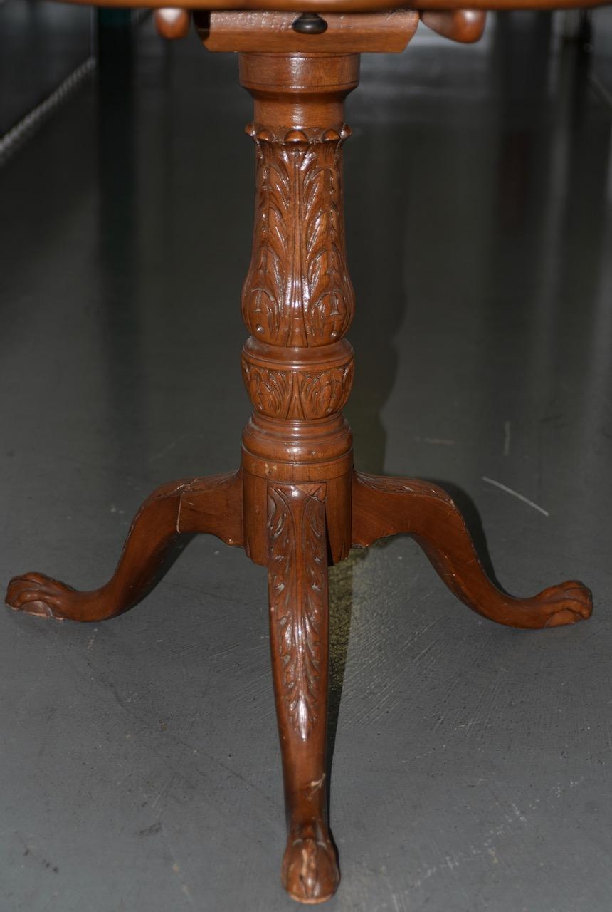 19th Century English Mahogany Tilt-Top Serving Table For Sale 2