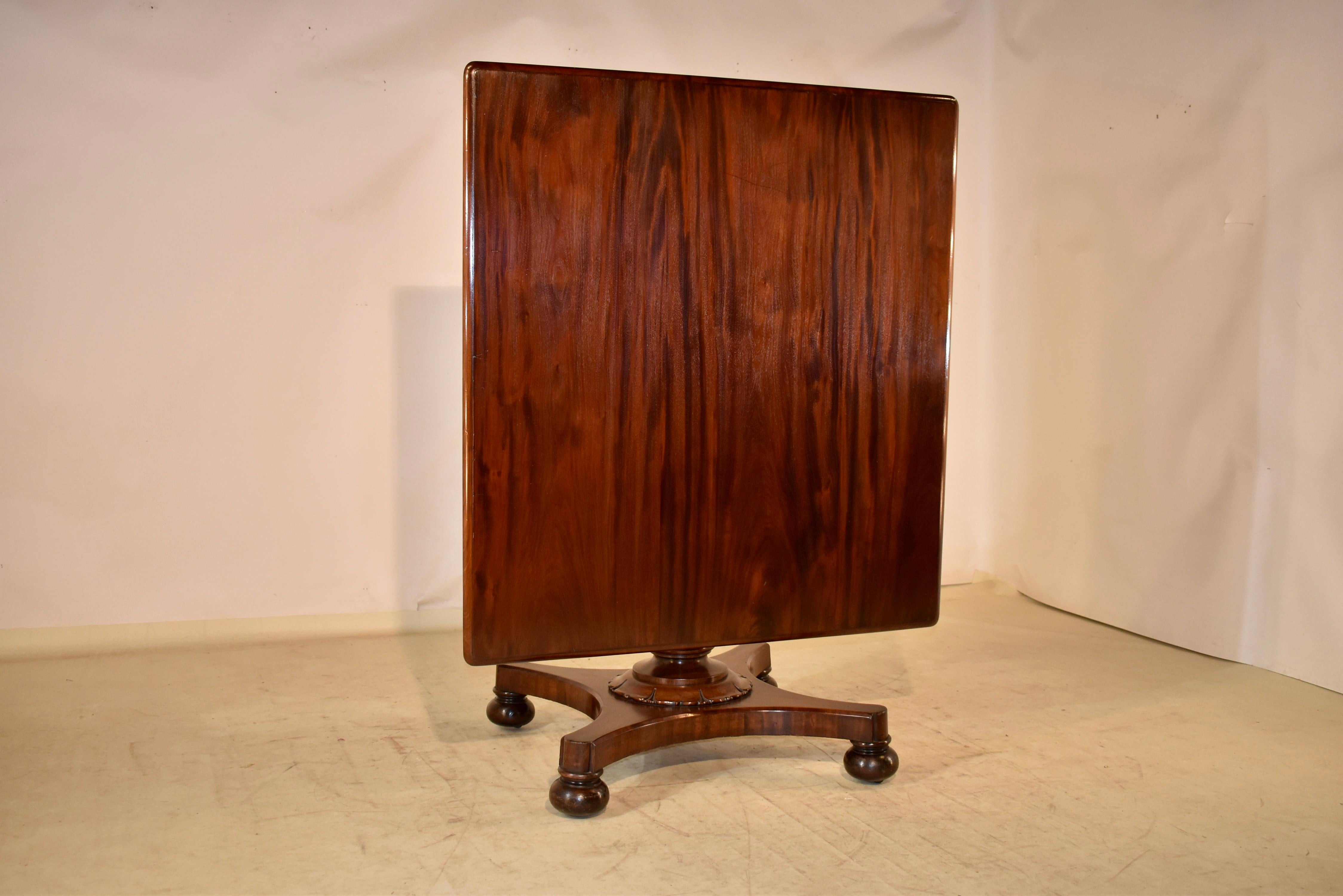 Victorian 19th Century English Mahogany Tilt-Top Table For Sale