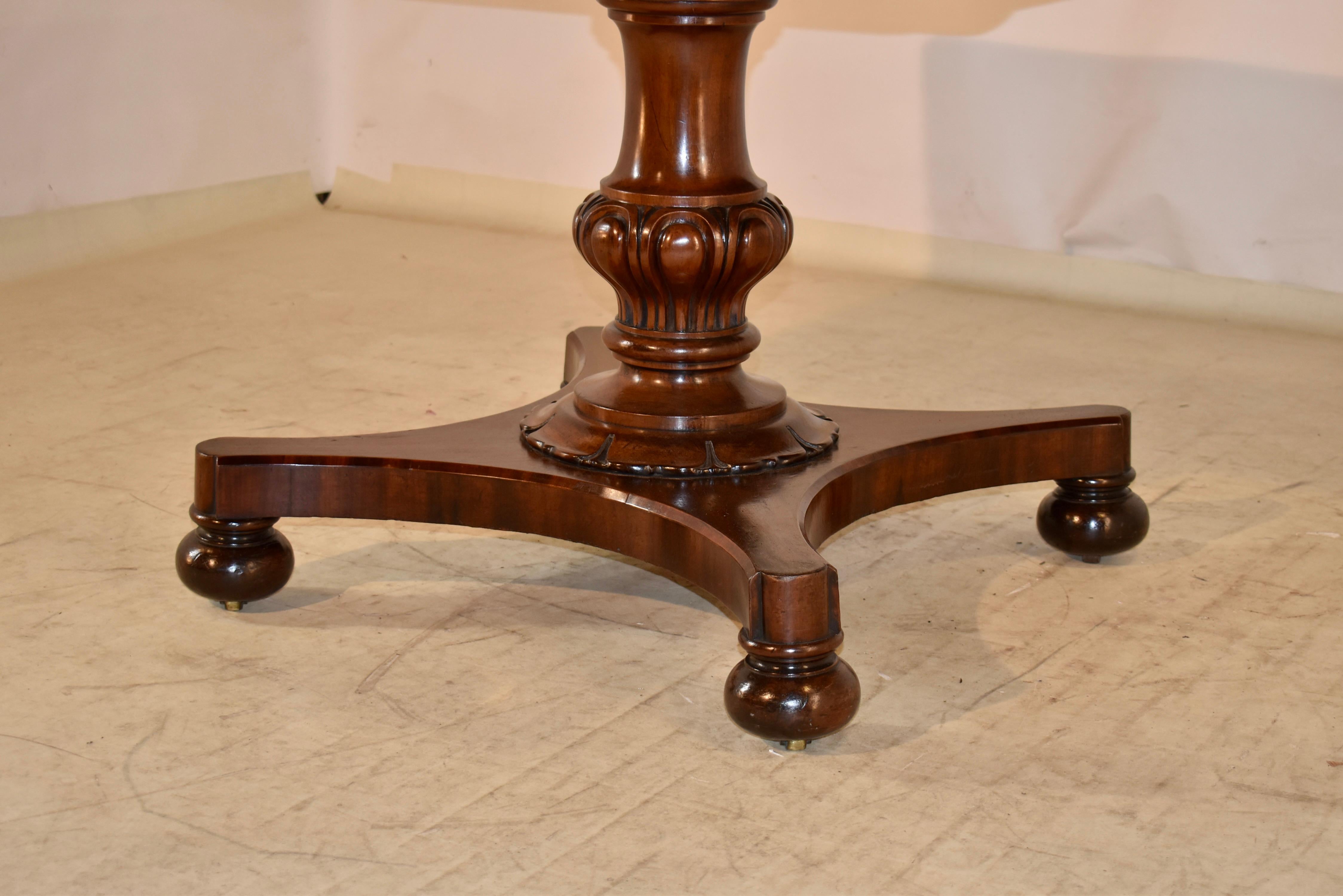 19th Century English Mahogany Tilt-Top Table For Sale 2