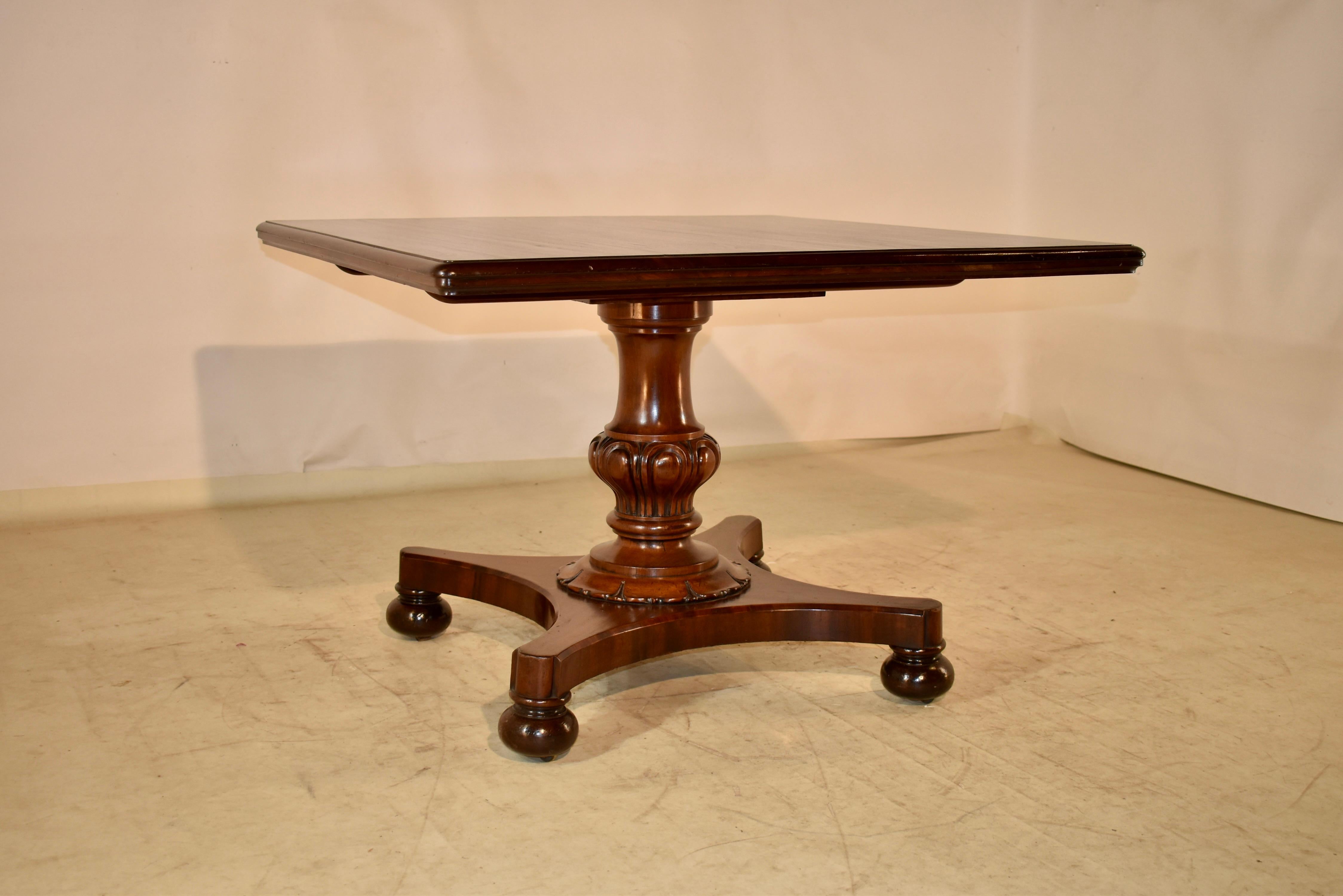 19th Century English Mahogany Tilt-Top Table For Sale 3