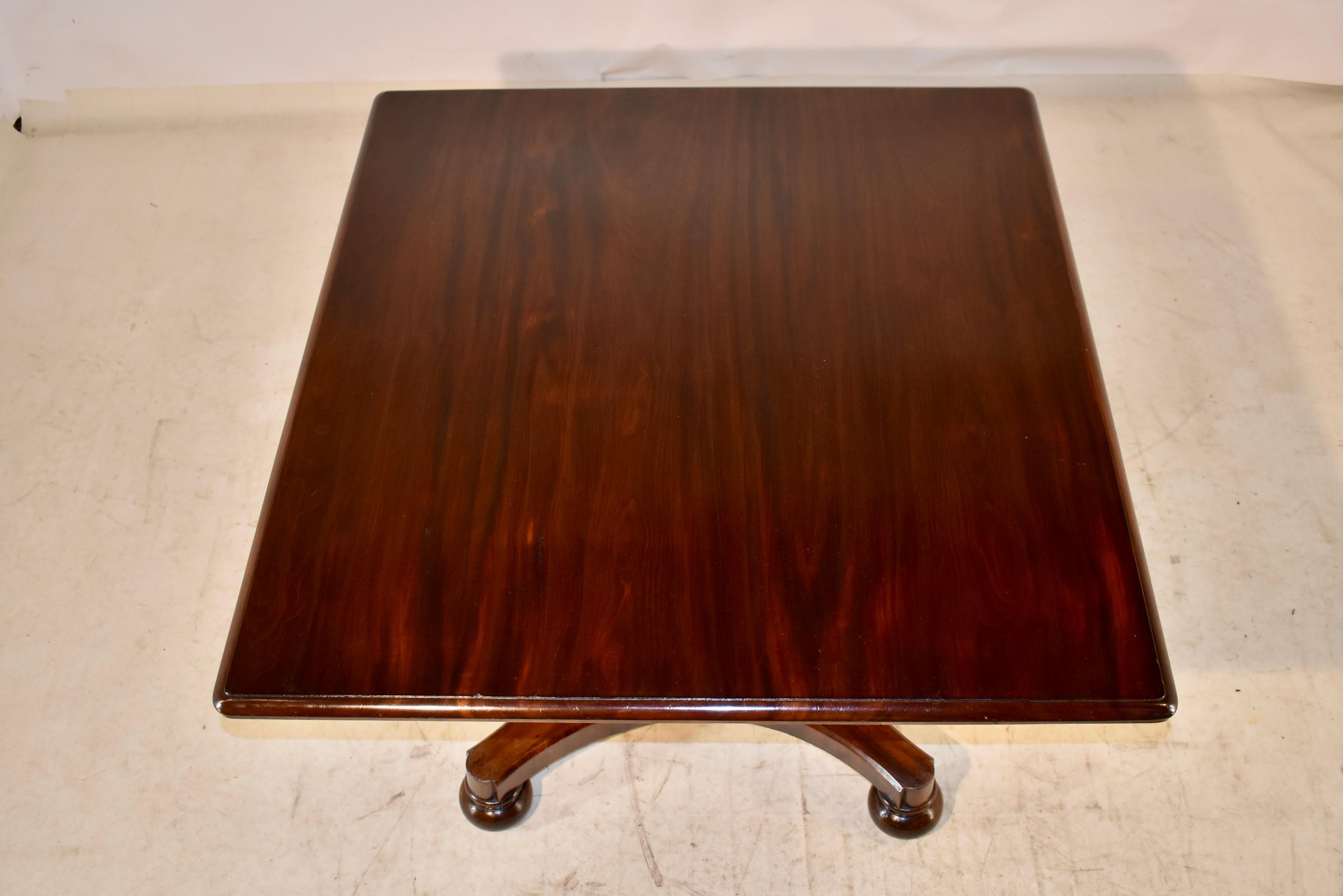 19th Century English Mahogany Tilt-Top Table For Sale 5