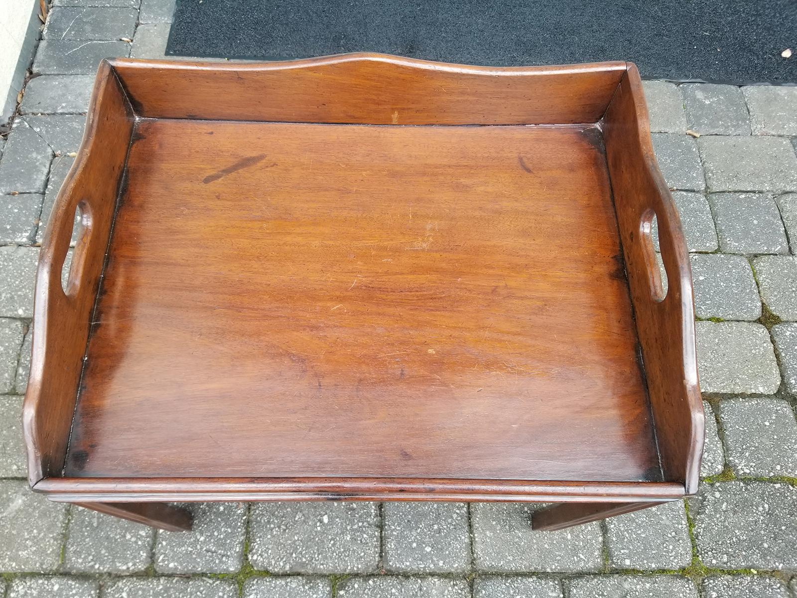 19th Century English Mahogany Tray Side Table In Good Condition For Sale In Atlanta, GA